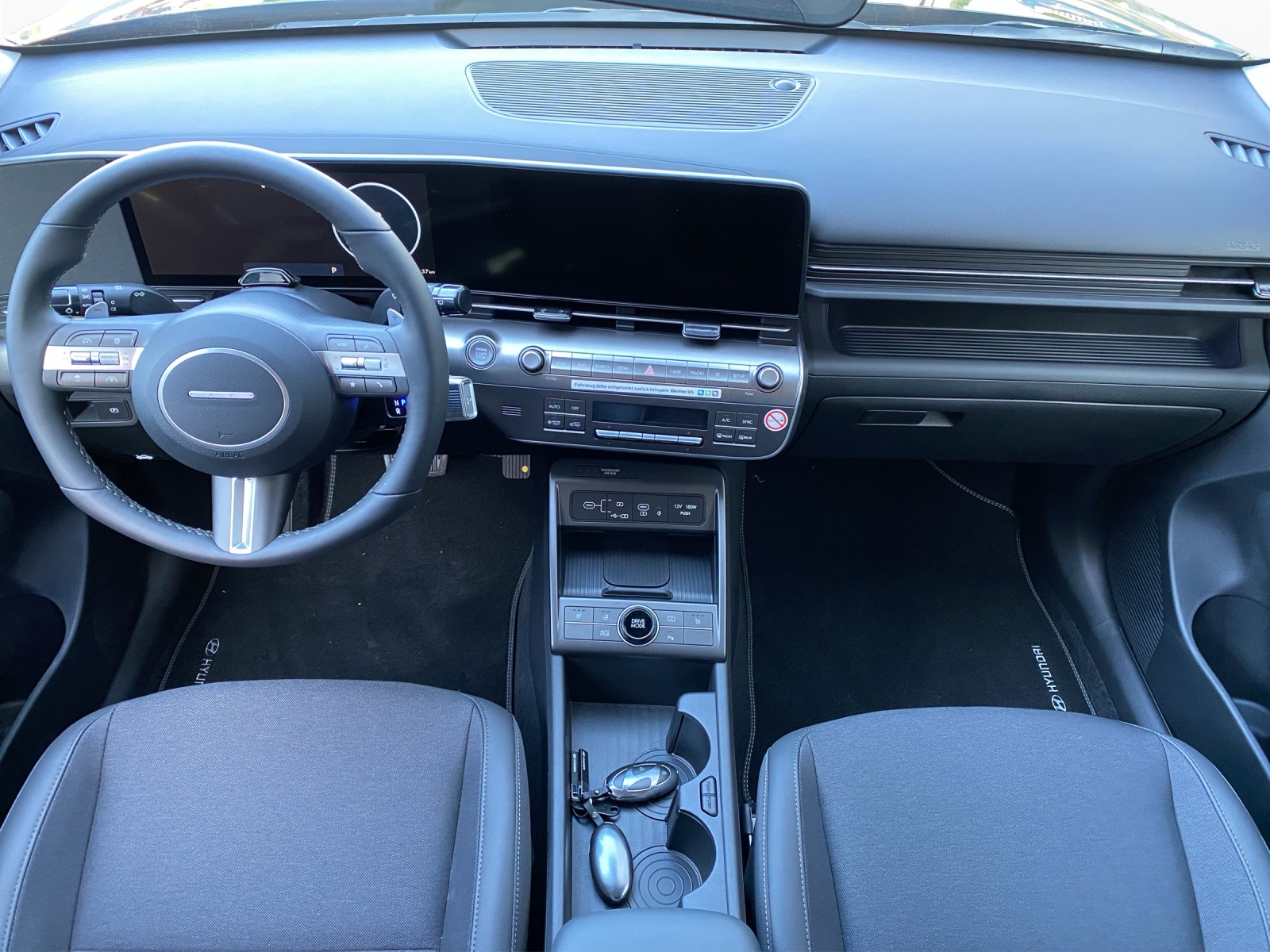 HYUNDAI Kona 1.6 GDi Hybrid Amplia-image-11