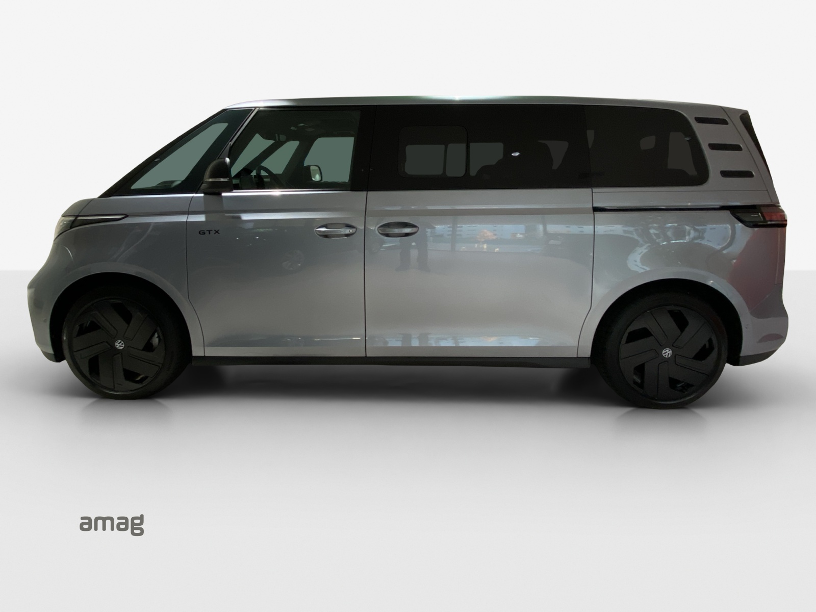 VW ID.Buzz LWB GTX 4 Motion-image-2