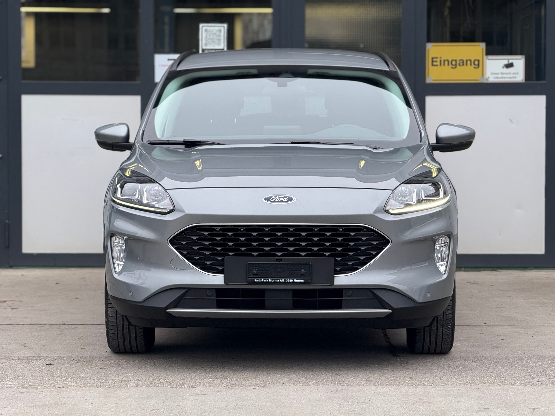 FORD Kuga 2.0 TDCi EcoBlue Cool & Connect 4WD-image-2
