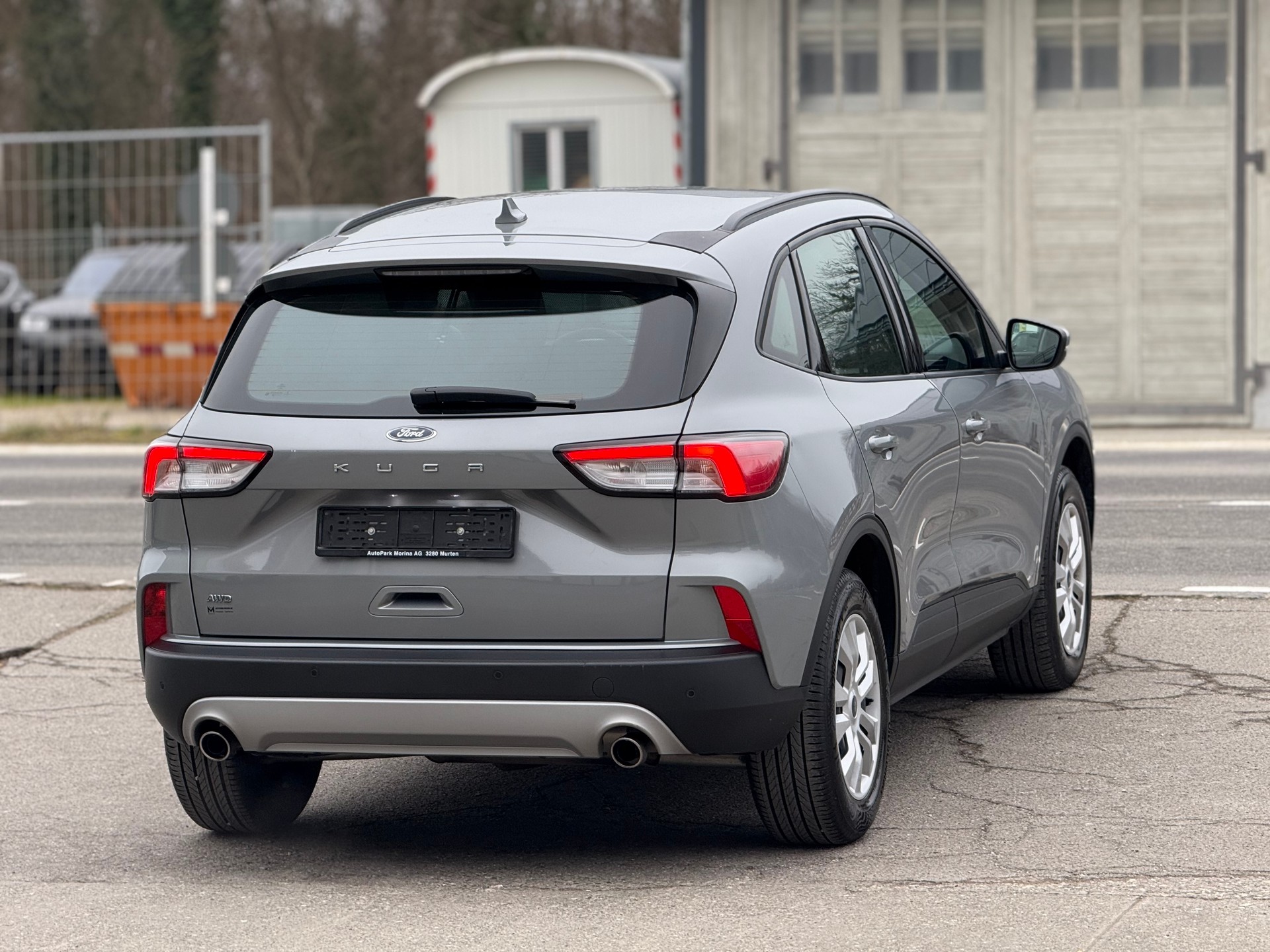 FORD Kuga 2.0 TDCi EcoBlue Cool & Connect 4WD-image-4