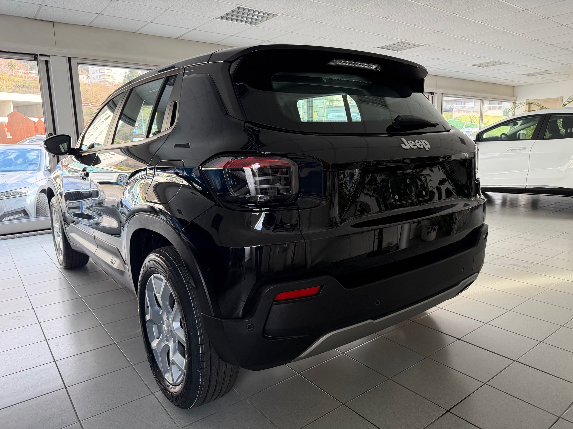 JEEP Avenger 1.2 Turbo MHEV Altitude-image-4