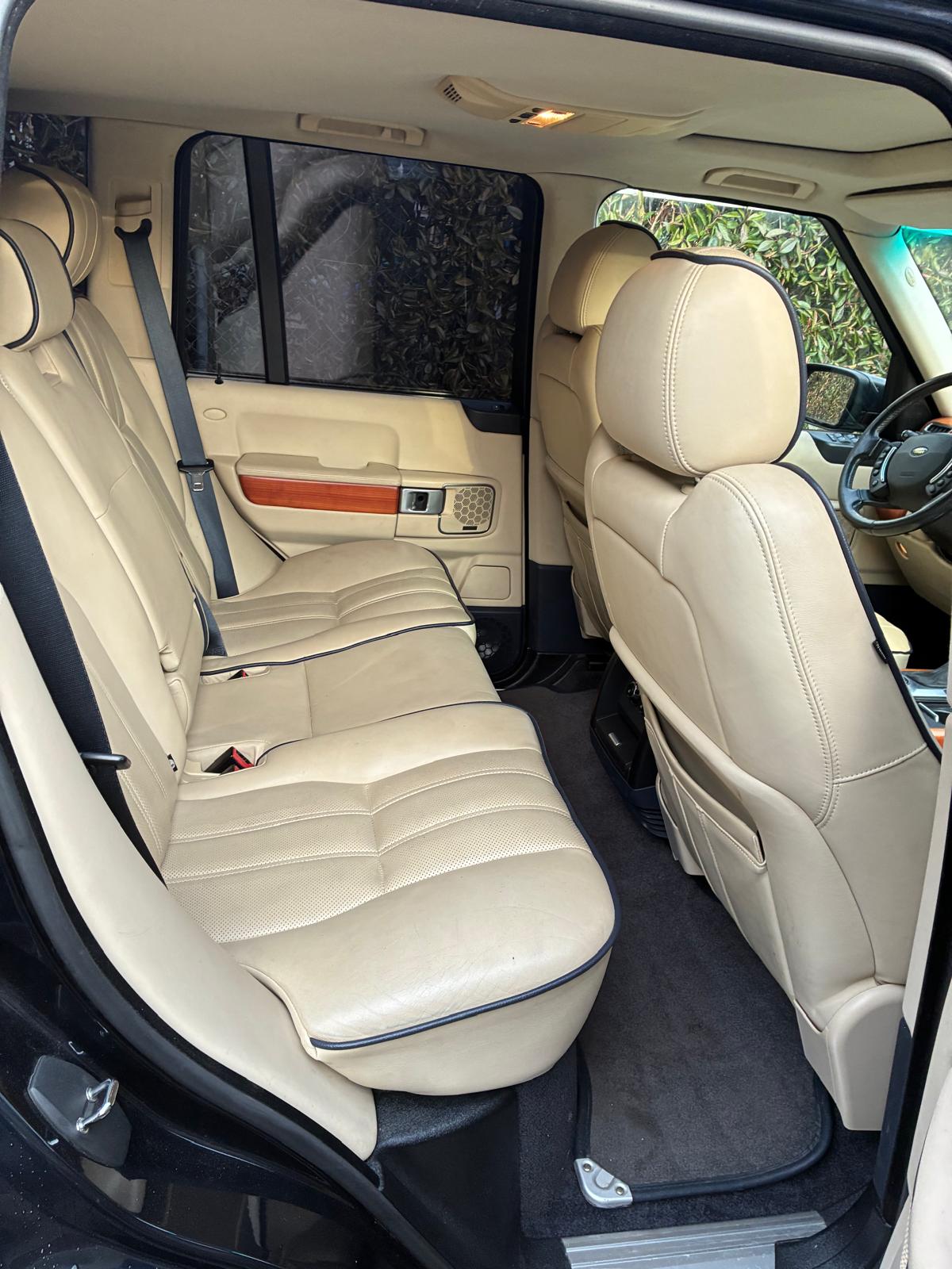 LAND ROVER 3.6 TDV8 Vogue-image-10