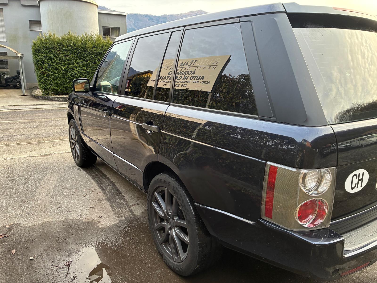 LAND ROVER 3.6 TDV8 Vogue-image-5