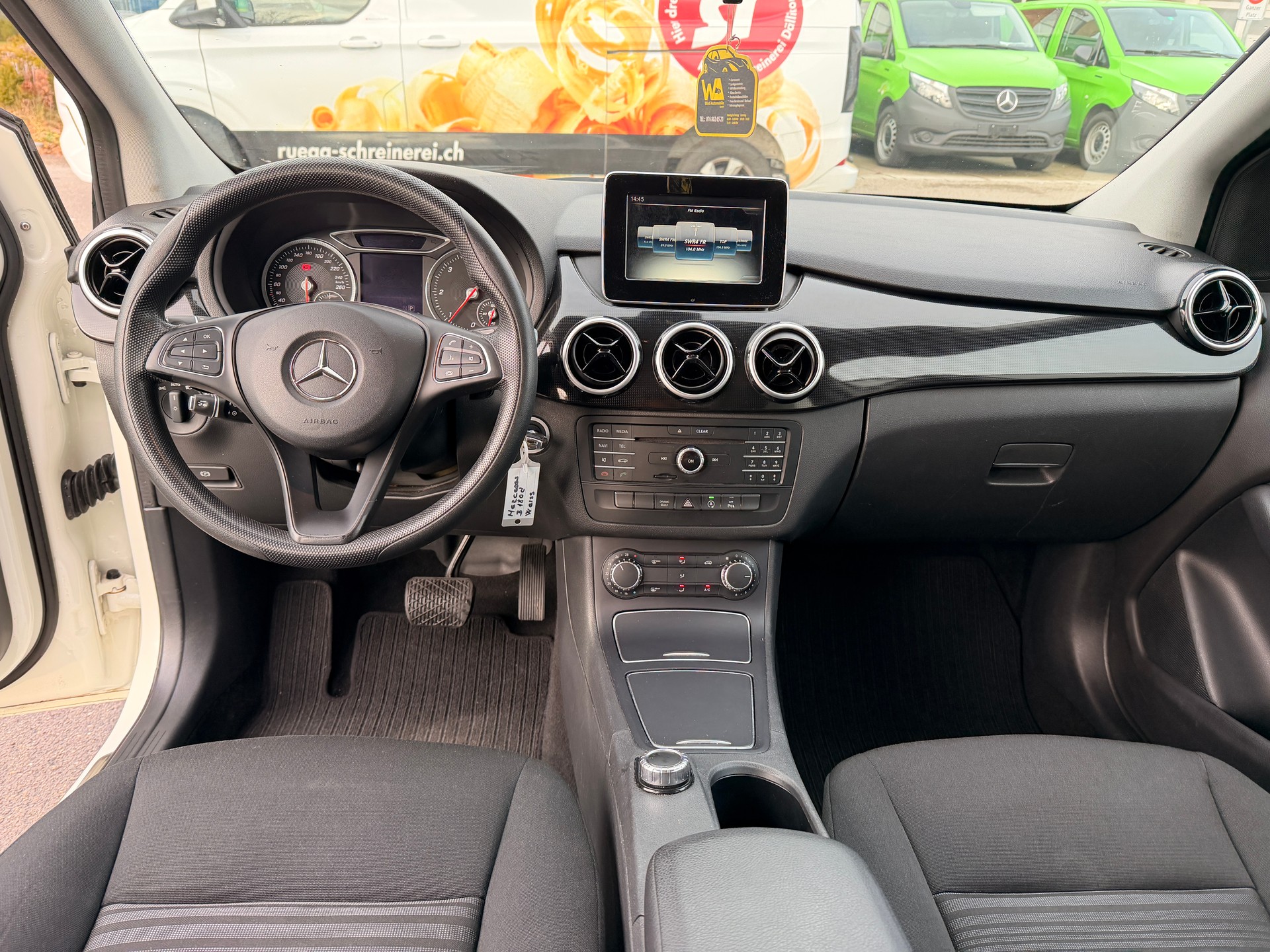 MERCEDES-BENZ B 180 CDI Urban 7G-DCT-image-4