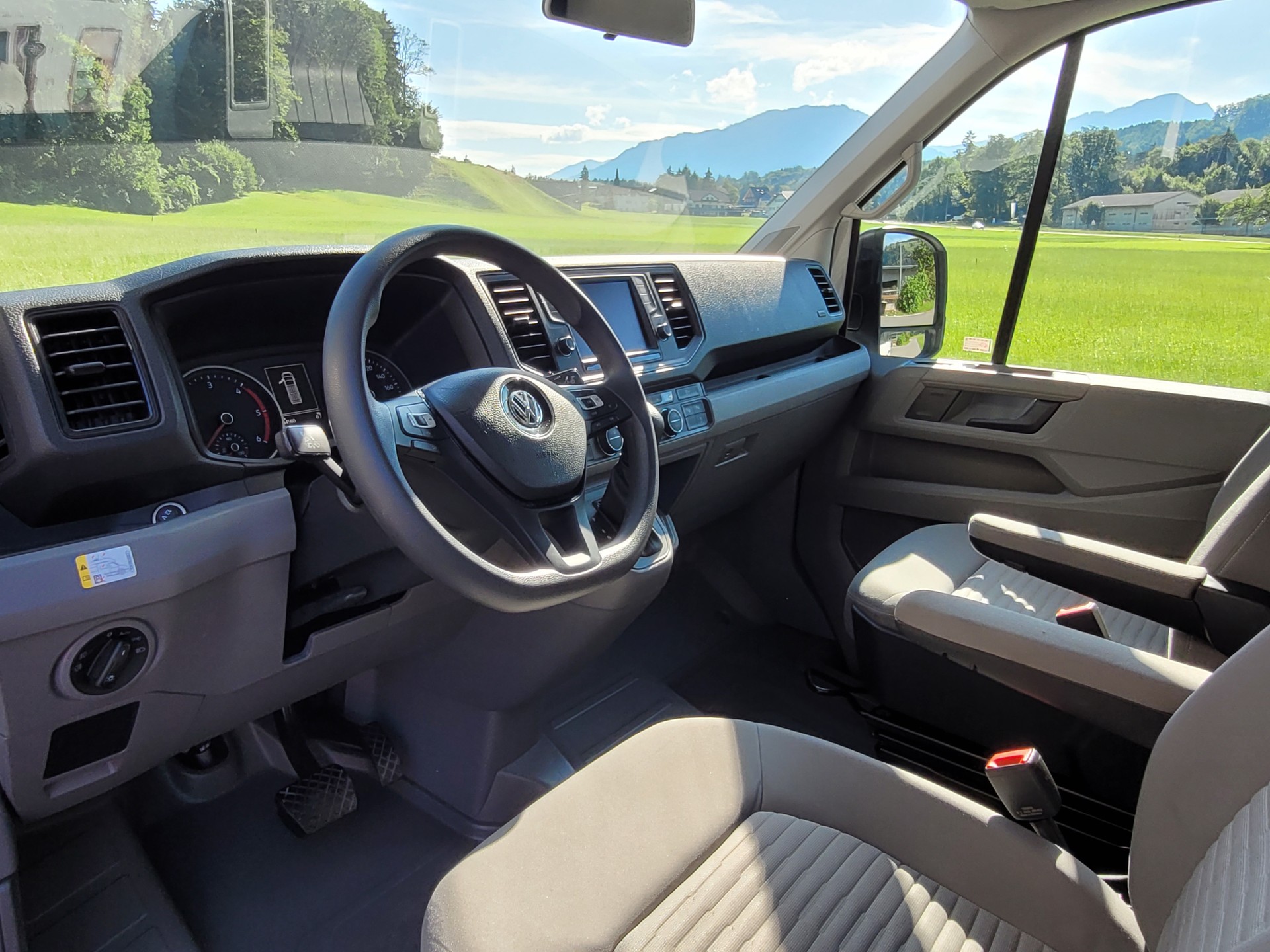 VW Grand California 600 2.0 *Anhängerkupplung+frisch ab MFK+Gastest*-image-7