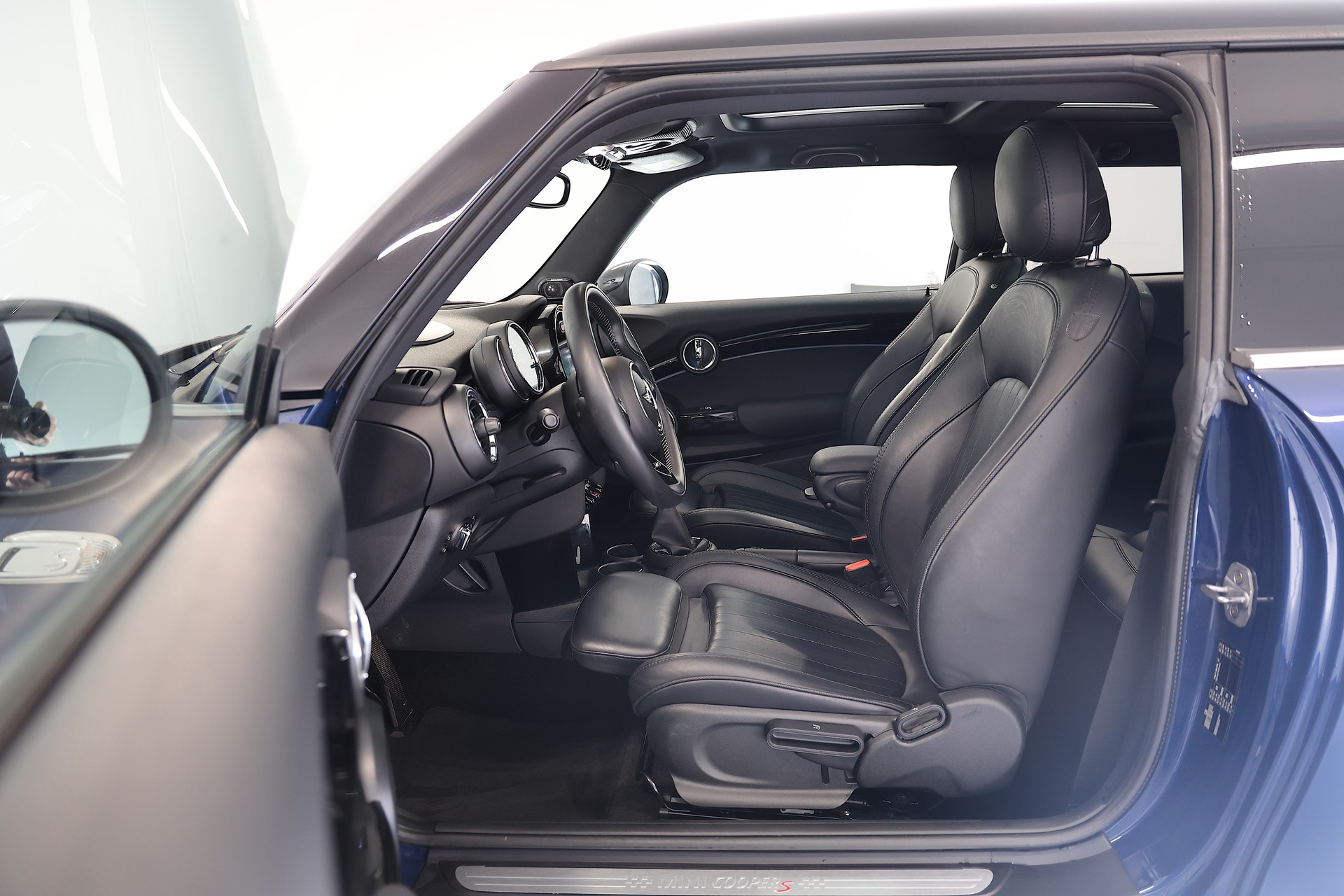 MINI Cooper S Steptronic-image-5