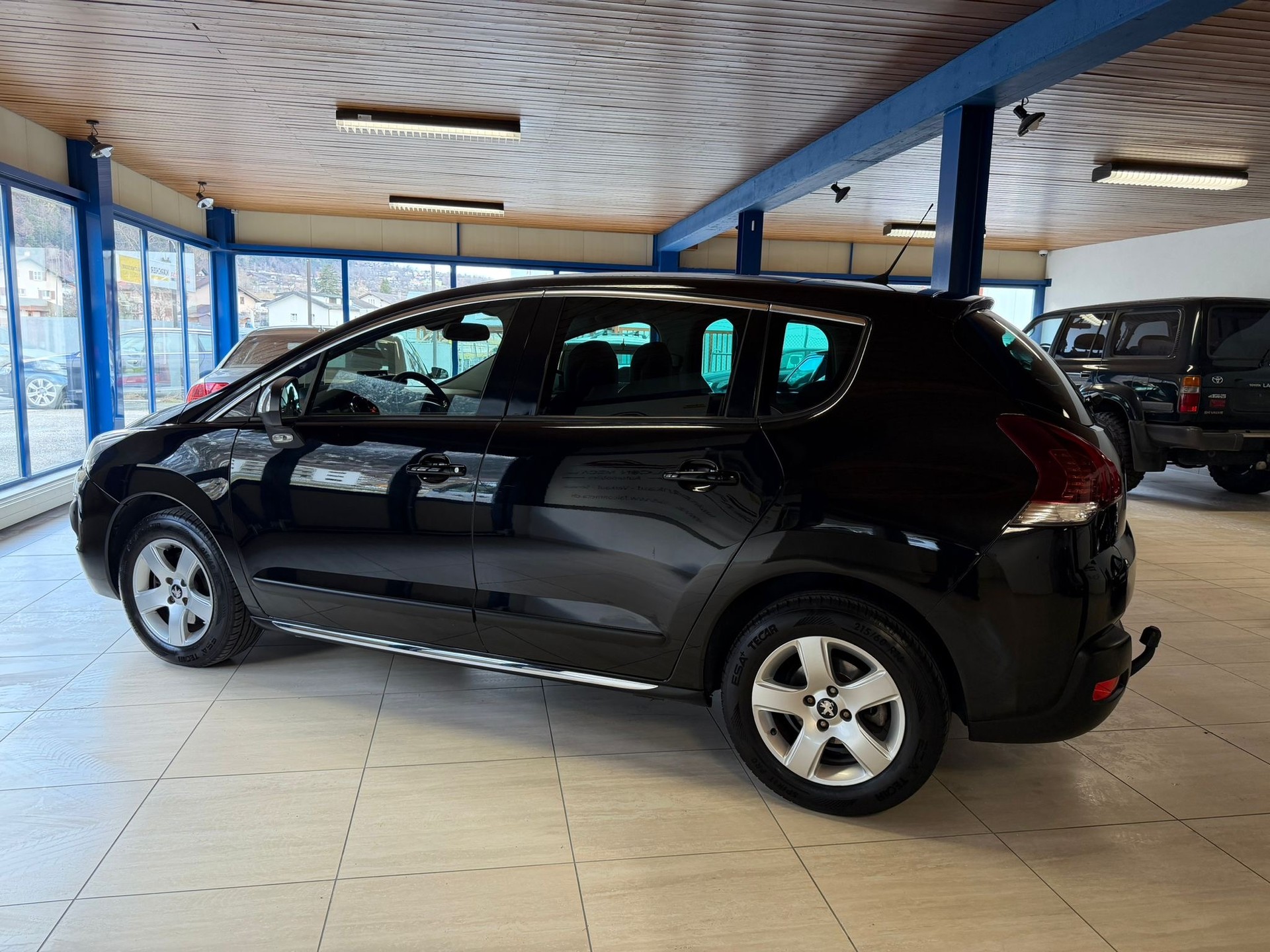 PEUGEOT 3008 1.6 1THP Allure Tiptronic-image-6