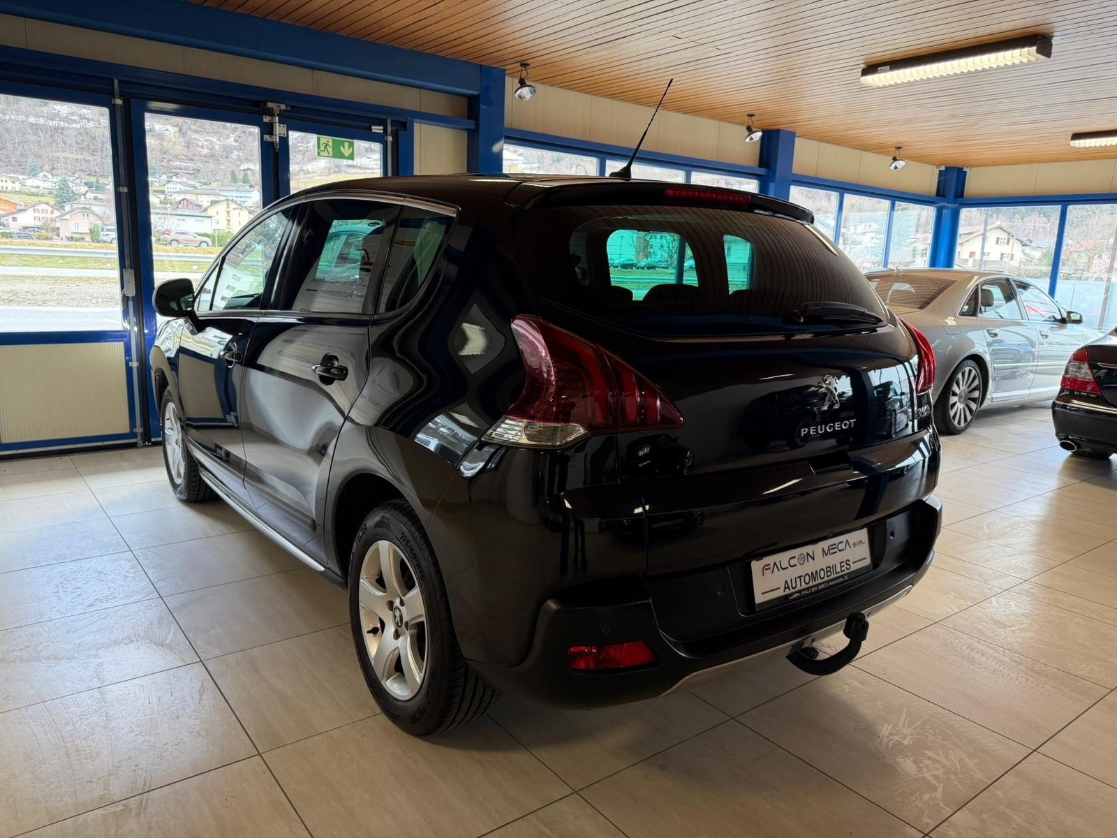 PEUGEOT 3008 1.6 1THP Allure Tiptronic-image-5