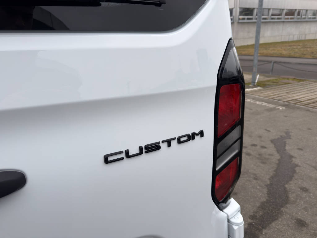 FORD Transit Custom Van 280 L1 2.0 EcoBlue 136 Trend-image-12