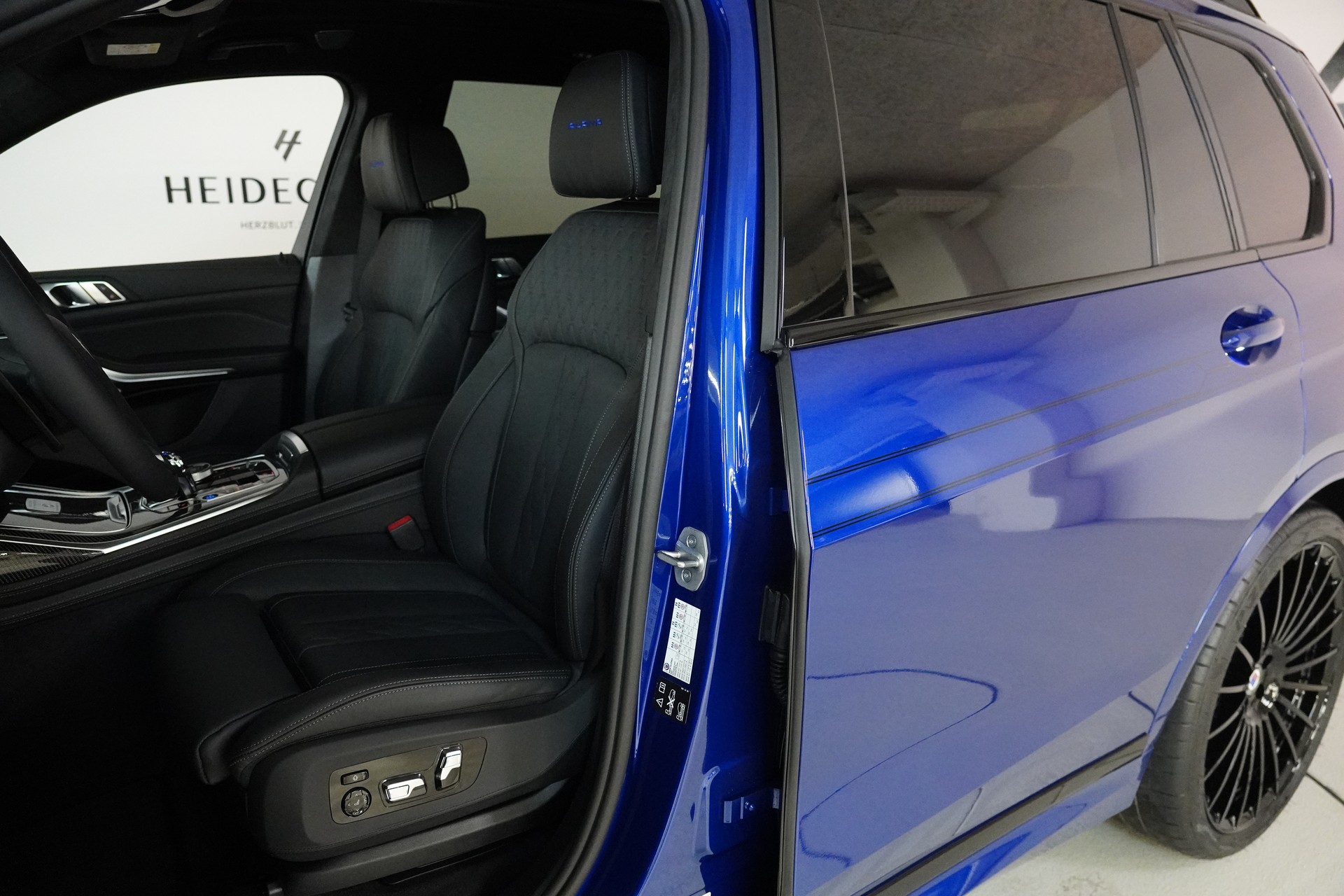 BMW-ALPINA XB 7 4.4 48V Allrad MANUFAKTUR-image-11