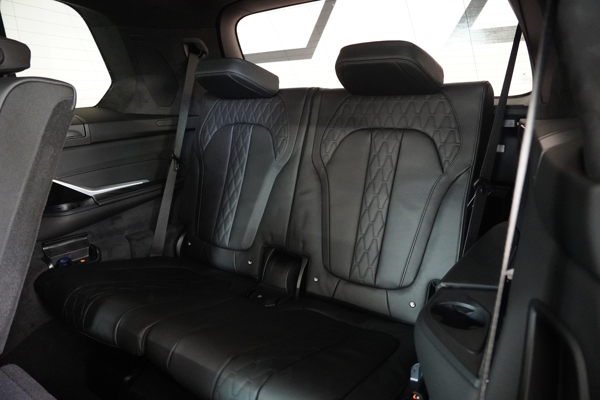 BMW-ALPINA XB 7 4.4 48V Allrad MANUFAKTUR-image-13