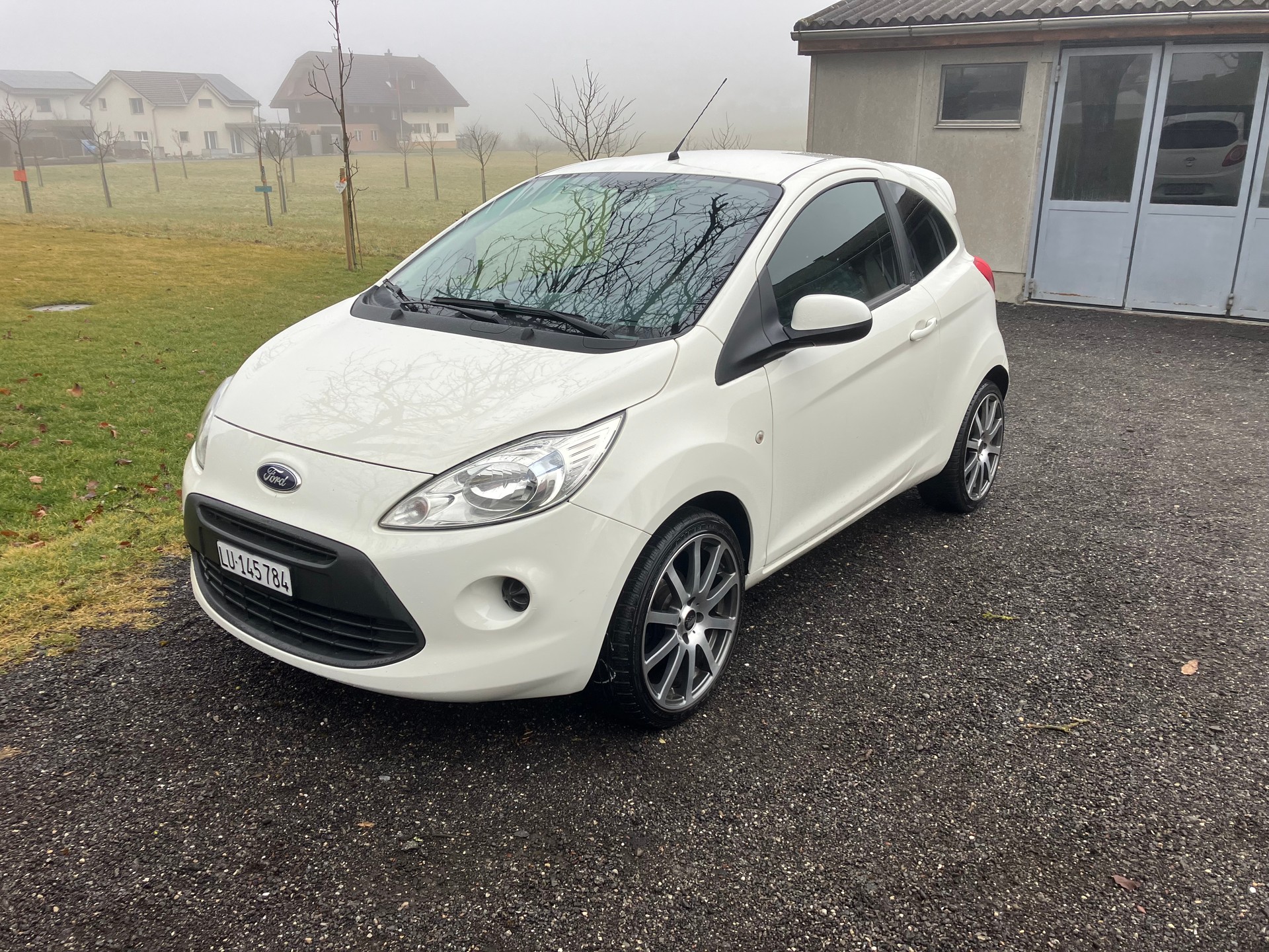 FORD KA 1.25 Titanium+-image-1
