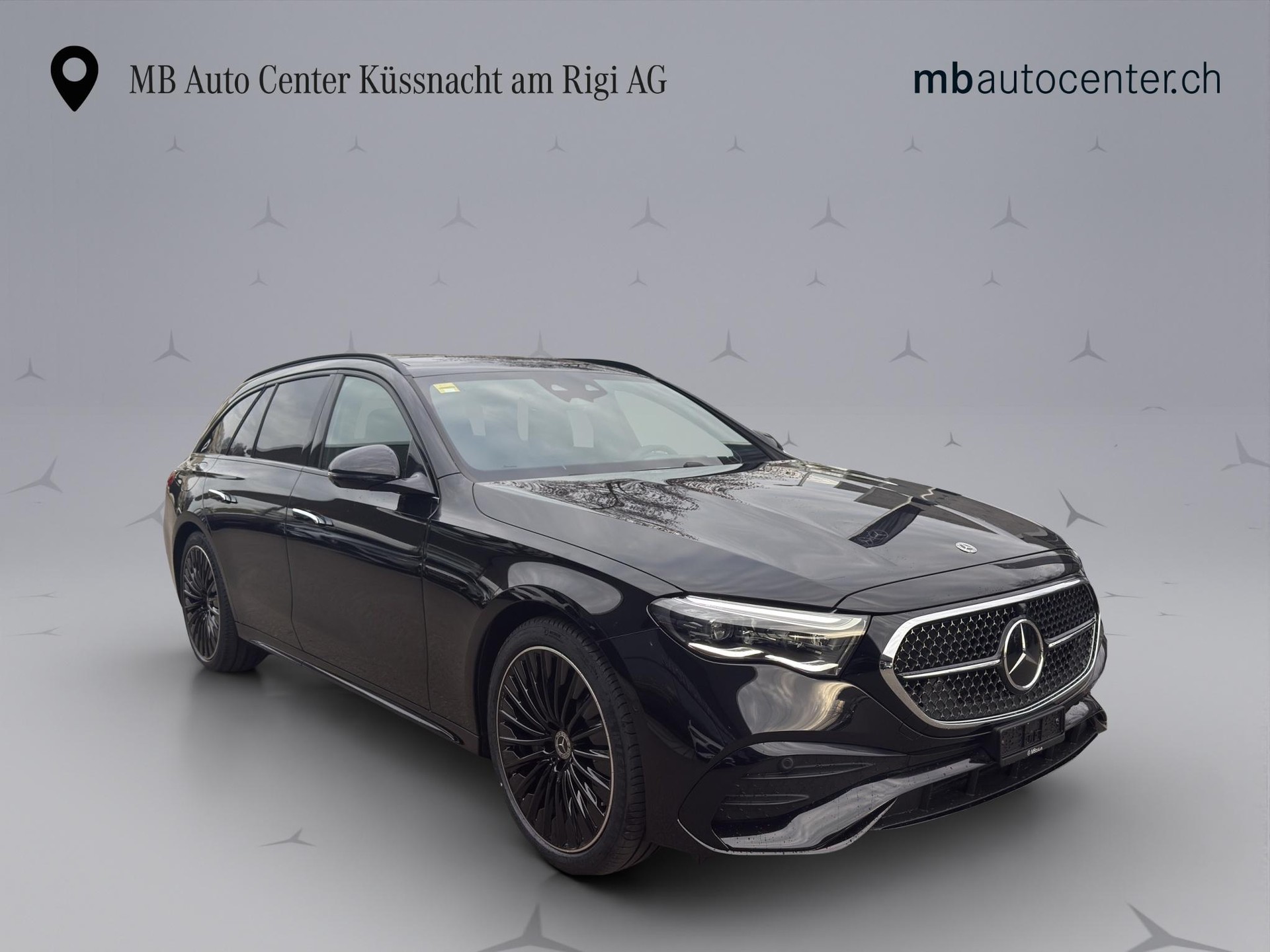 MERCEDES-BENZ E 220 d AMG Line 4matic Kombi-image-7