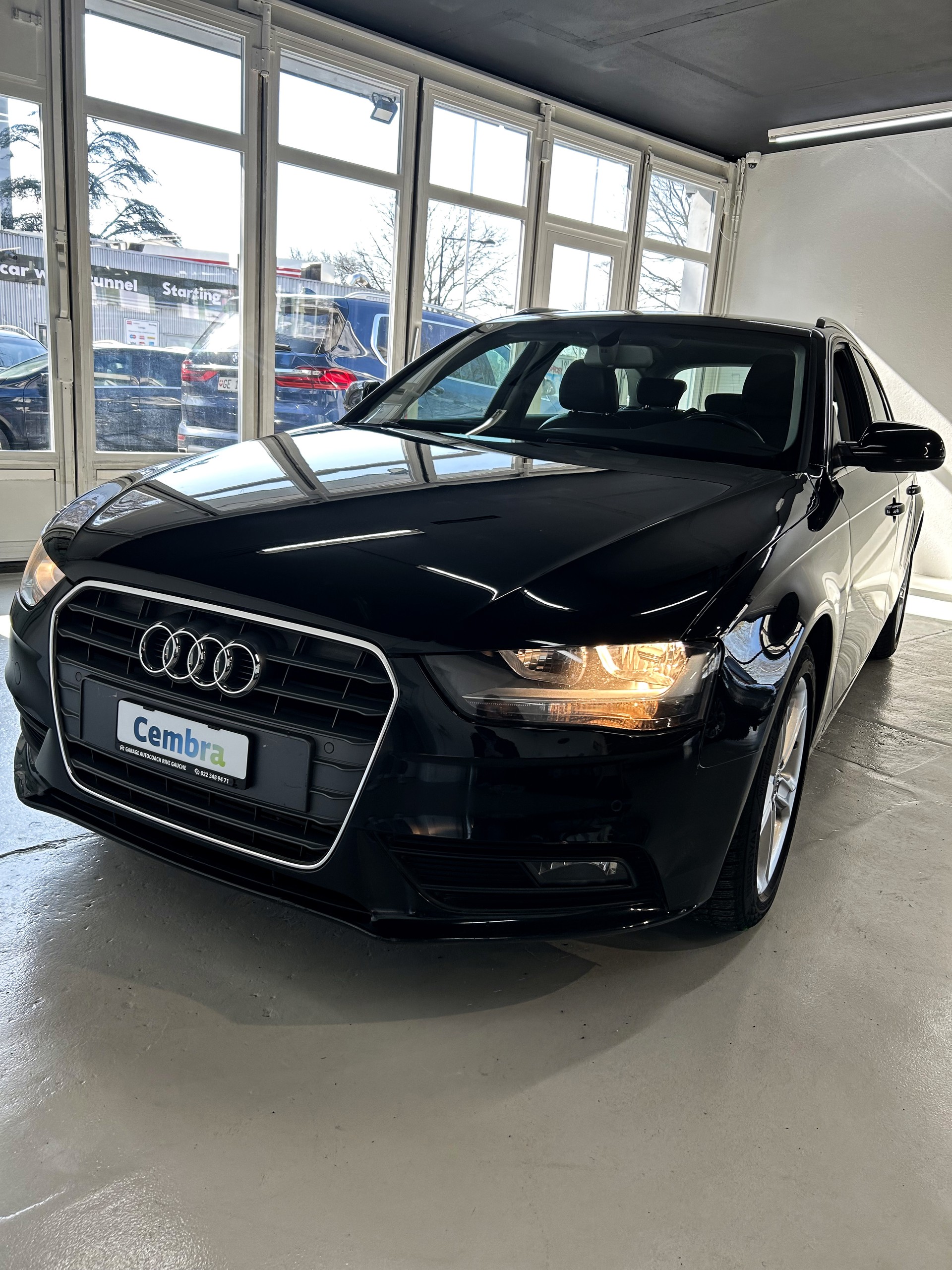 AUDI A4 Avant 2.0 TFSI multitronic-image-6