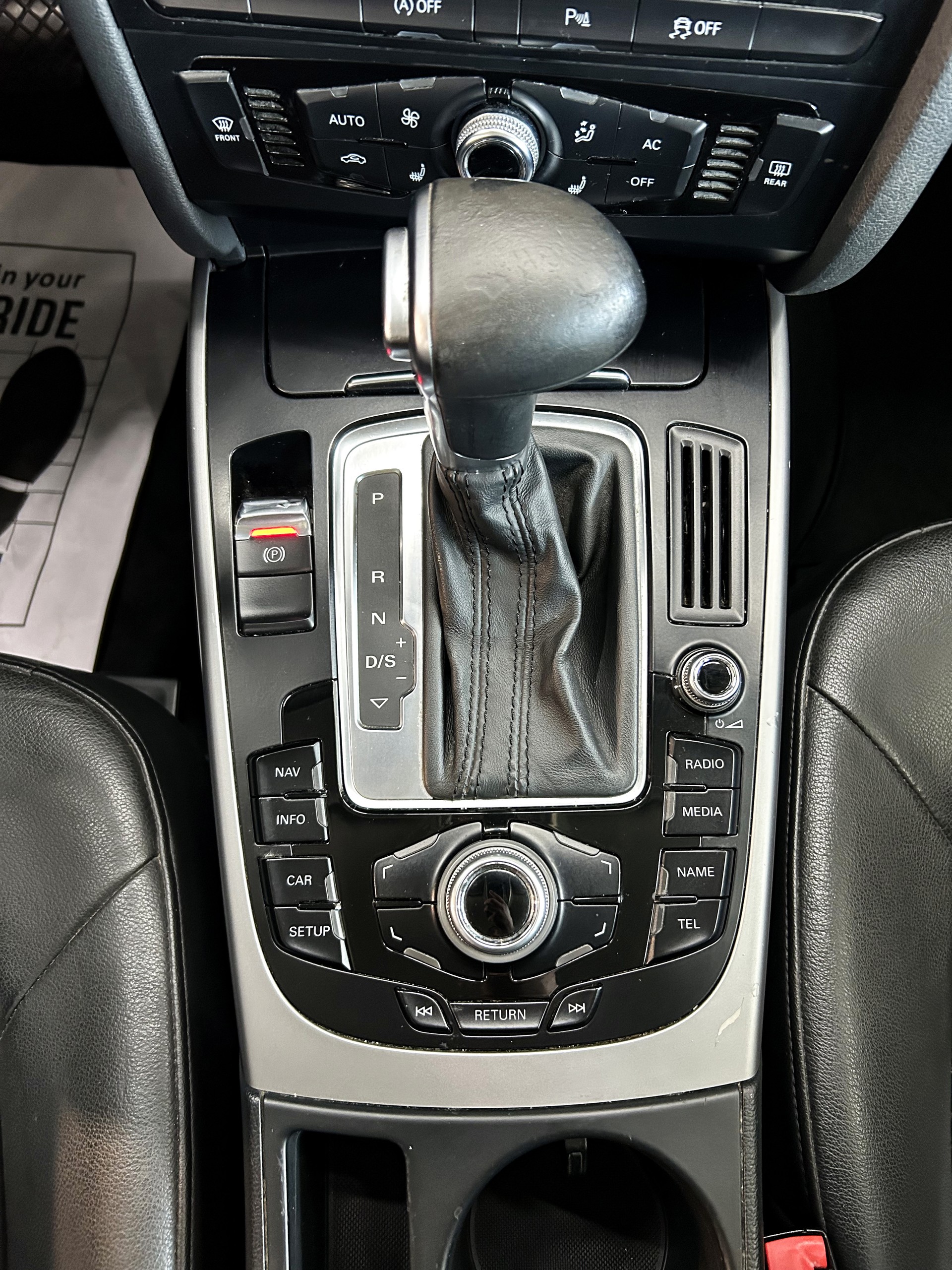 AUDI A4 Avant 2.0 TFSI multitronic-image-22