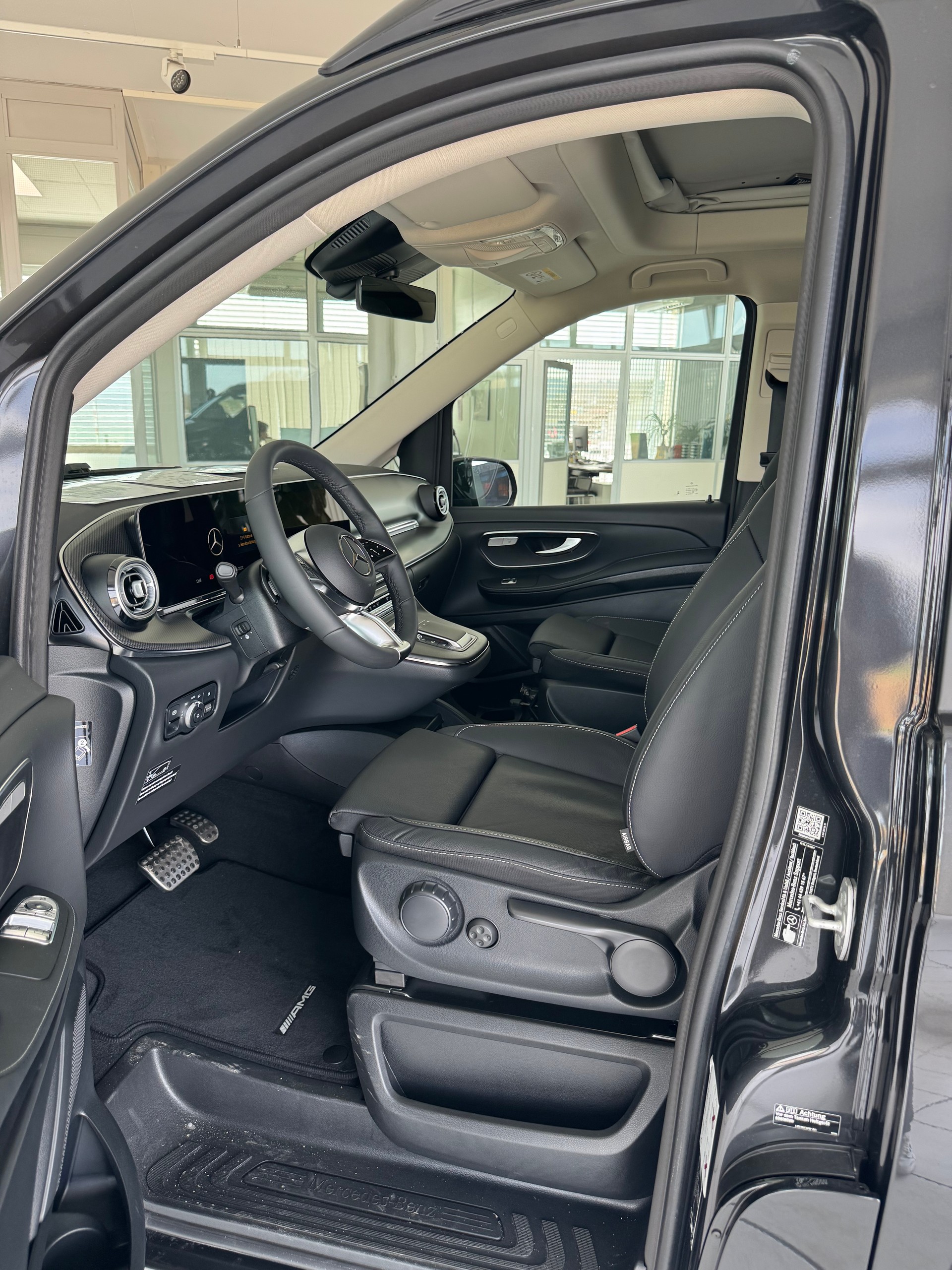MERCEDES-BENZ Marco Polo 300 d 4MATIC Standard 3200mm L-image-4