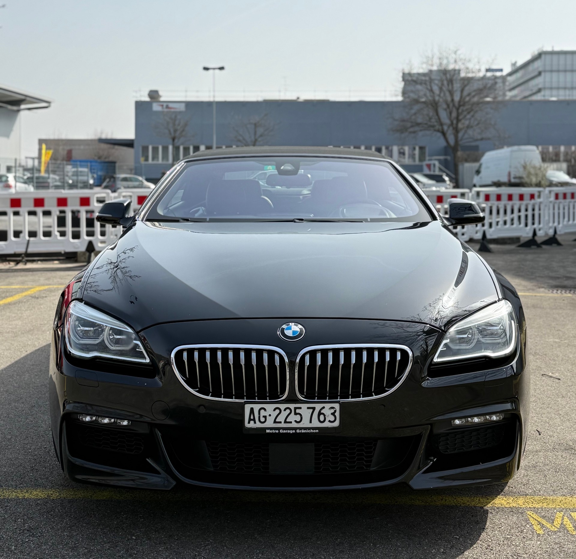 BMW 640i Cabrio xDrive*M Sportpaket*CH-Fahrzeug*Harman/Kardon*Head-Up*Soft-Close* 360°-Kamera*-image-2