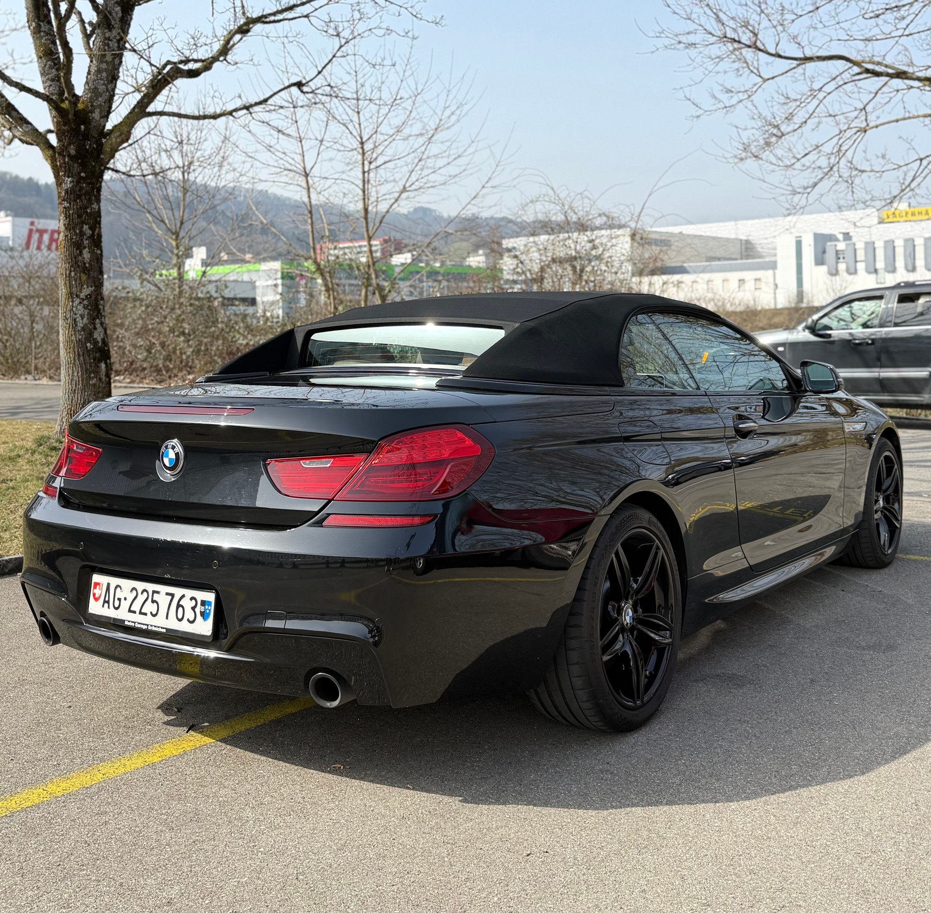 BMW 640i Cabrio xDrive*M Sportpaket*CH-Fahrzeug*Harman/Kardon*Head-Up*Soft-Close* 360°-Kamera*-image-1