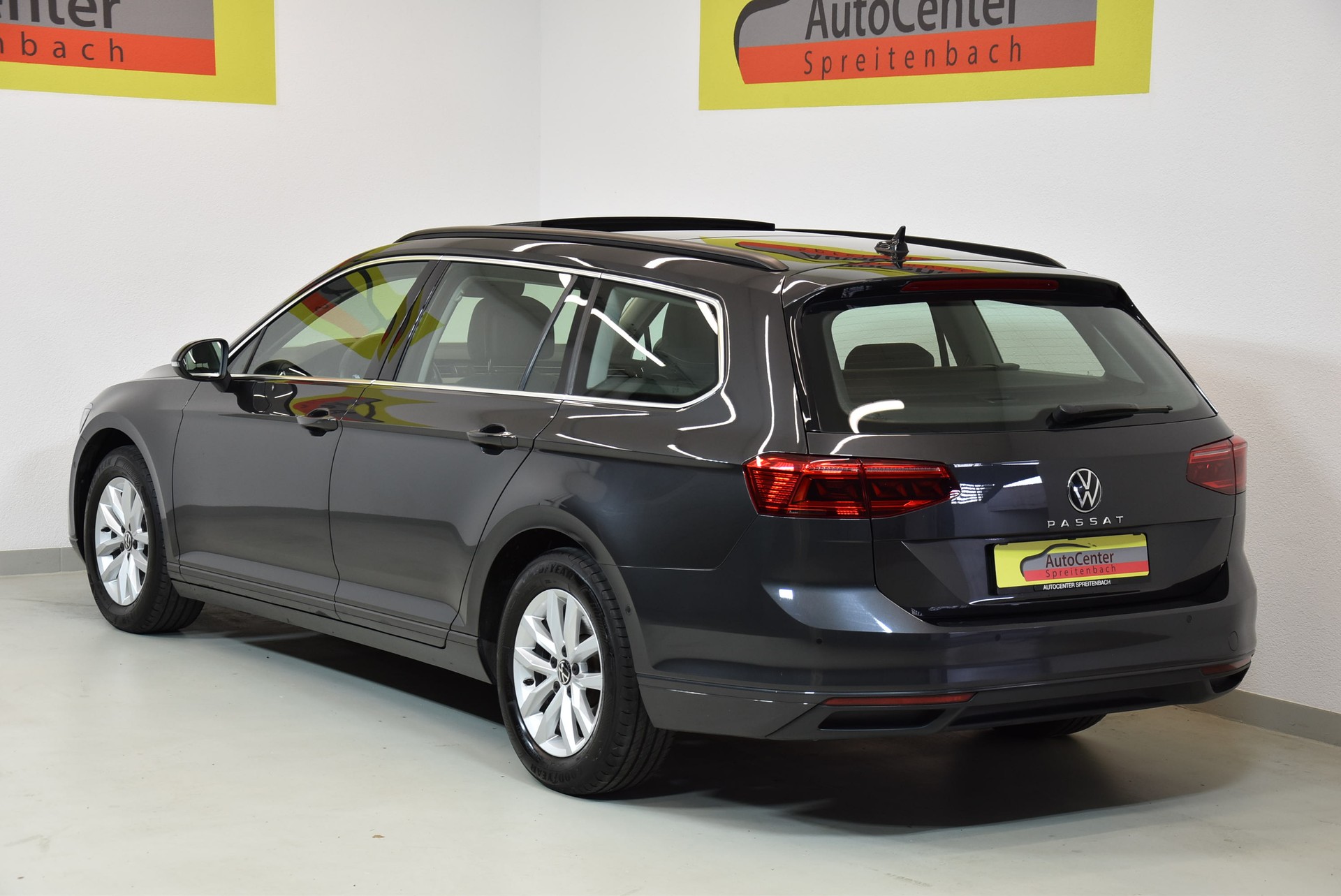 VW Passat 2.0 TDI BMT Business DSG-image-15