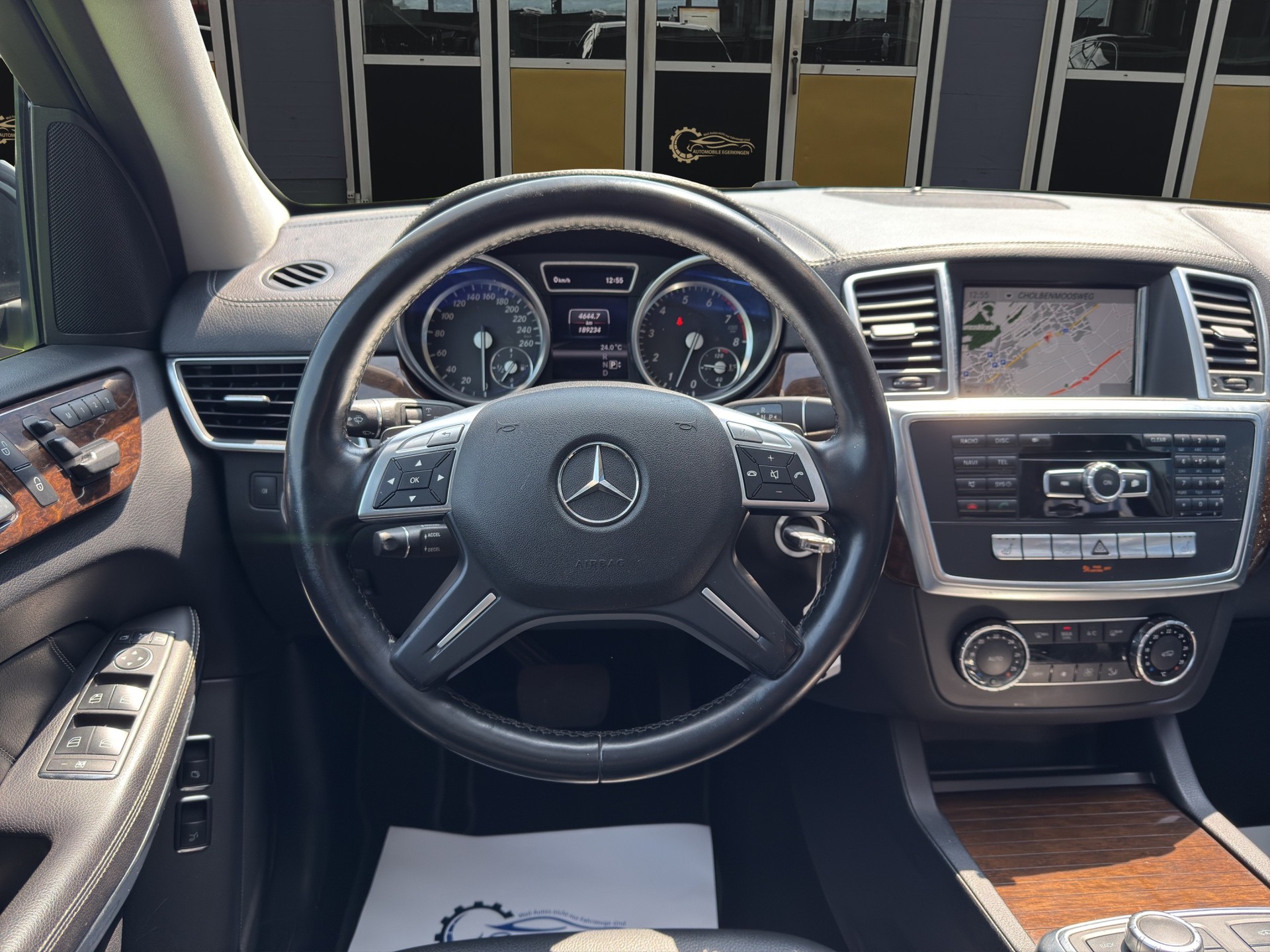MERCEDES-BENZ GL 450 4Matic 7G-Tronic-image-11