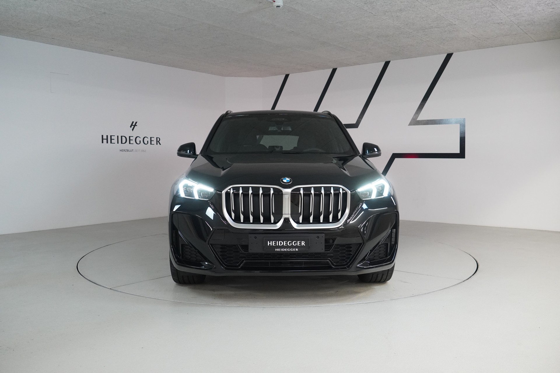 BMW X1 xDrive 20d 48V M Sport-image-1