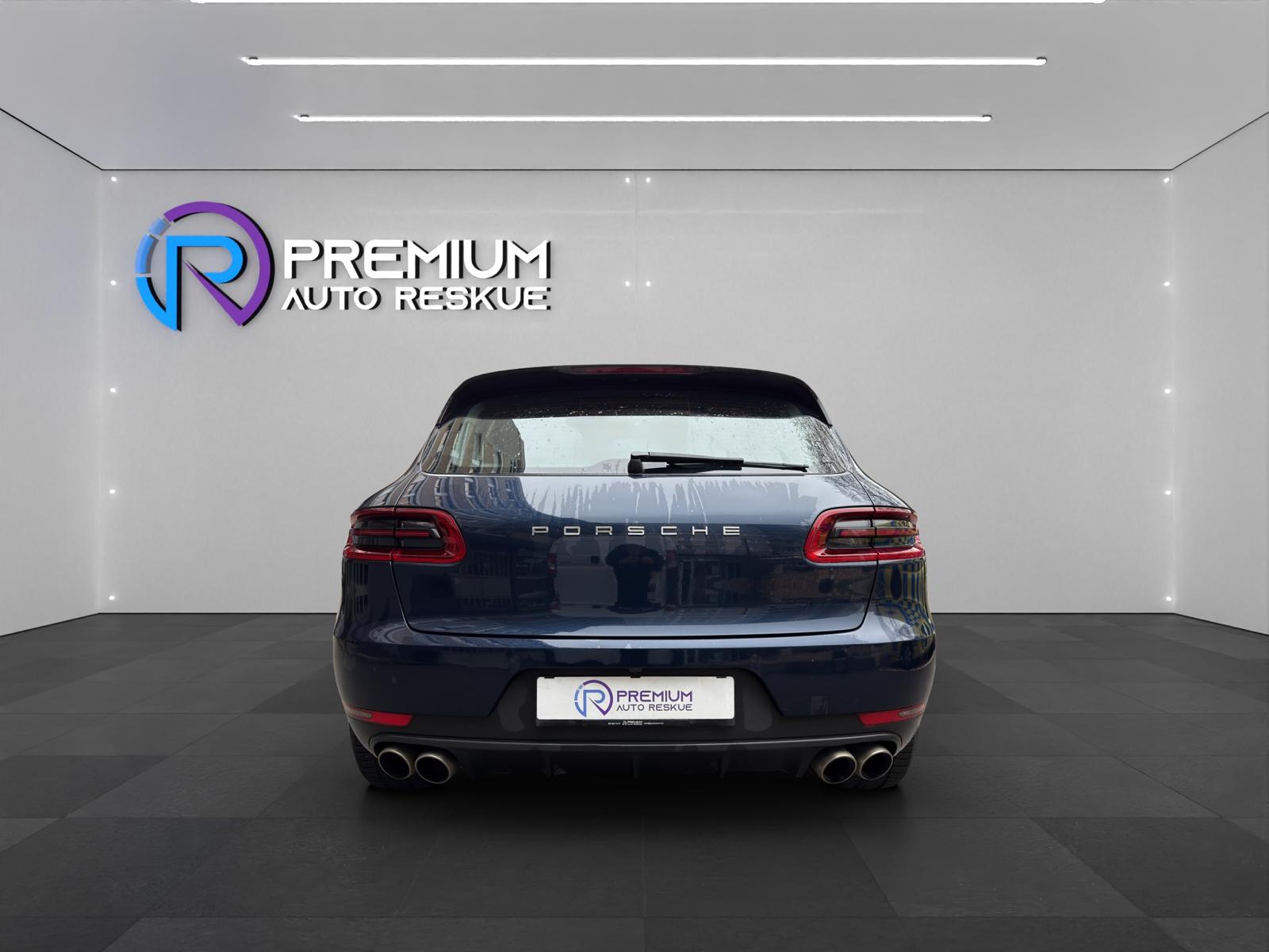 PORSCHE Macan S PDK-image-4