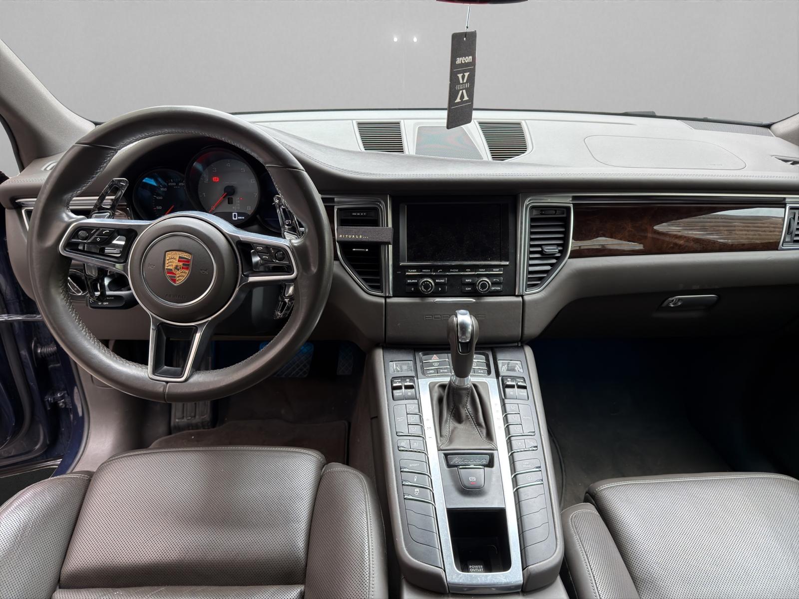 PORSCHE Macan S PDK-image-7
