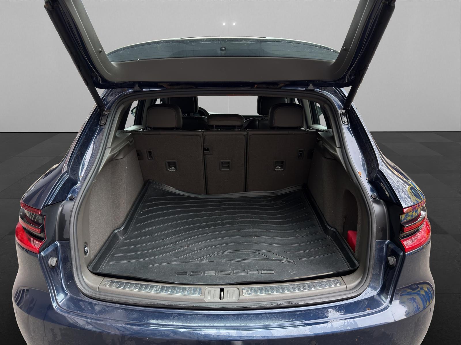 PORSCHE Macan S PDK-image-10