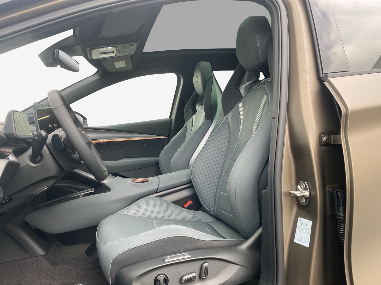 CUPRA Tavascan Type 10 77 kWh VZ Extreme-image-7