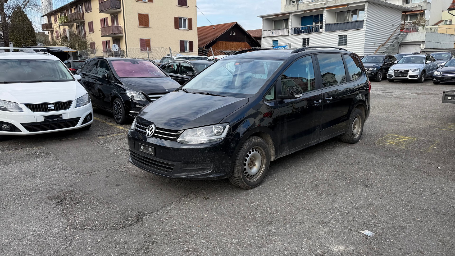 VW Sharan 2.0 TDI BMT Startline Trendline DSG-image-0