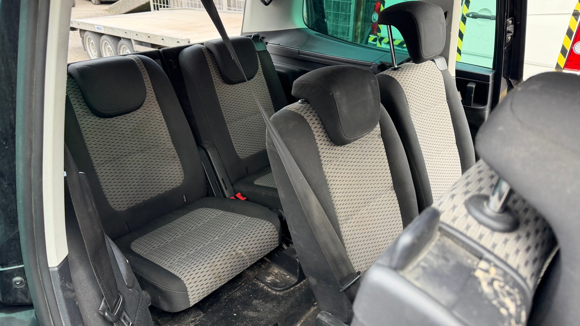 VW Sharan 2.0 TDI BMT Startline Trendline DSG-image-8