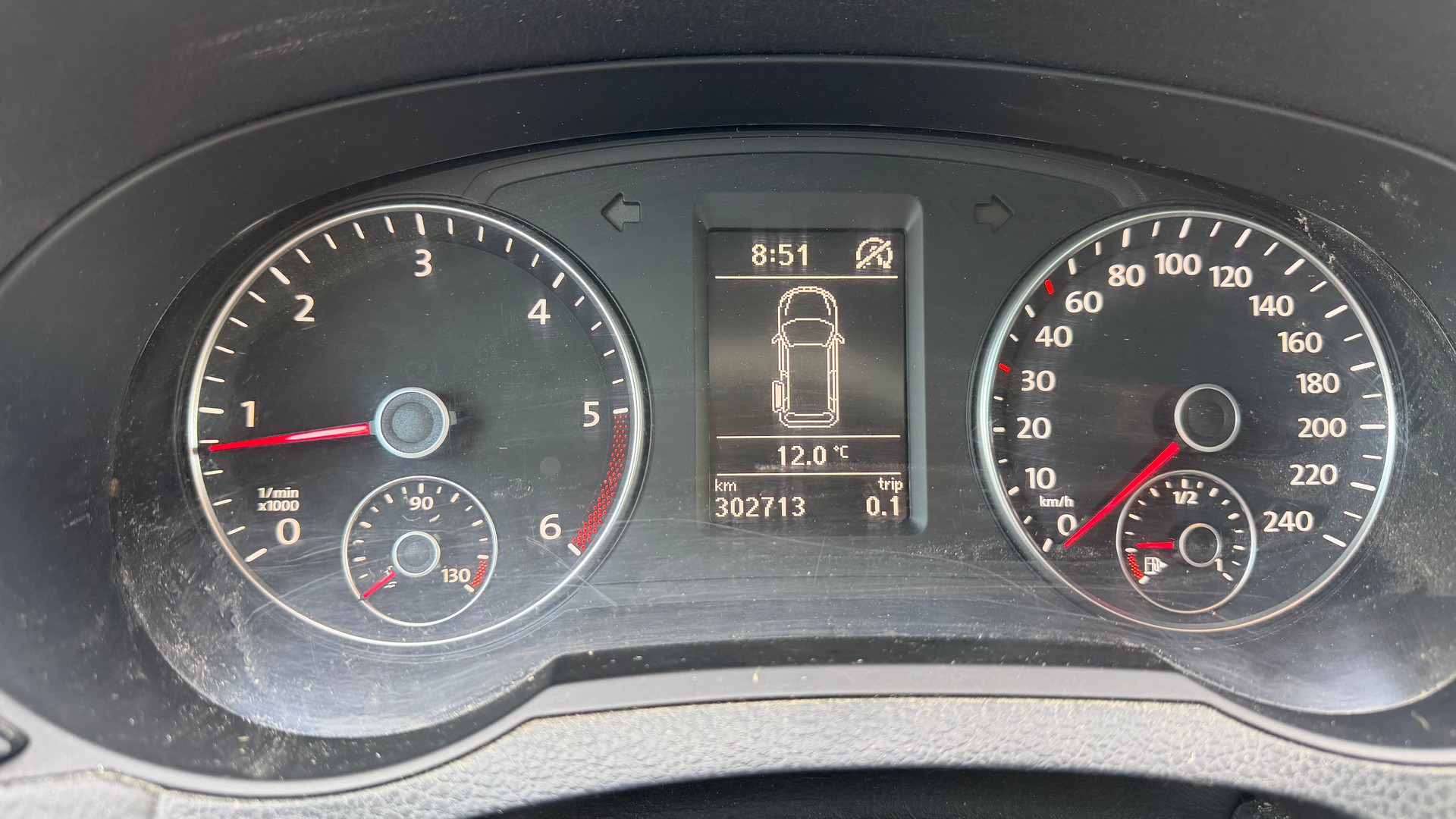 VW Sharan 2.0 TDI BMT Startline Trendline DSG-image-13