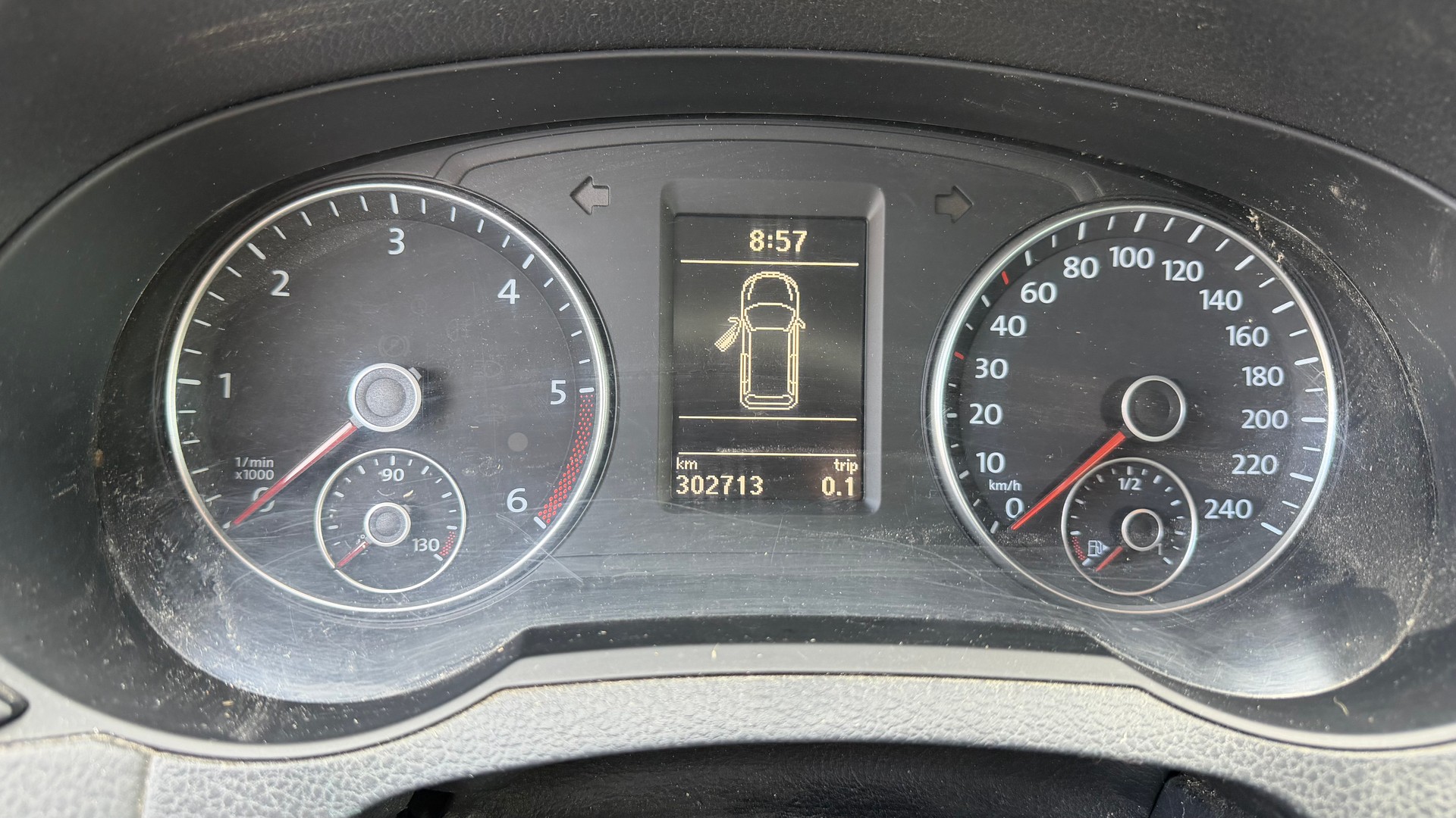VW Sharan 2.0 TDI BMT Startline Trendline DSG-image-11