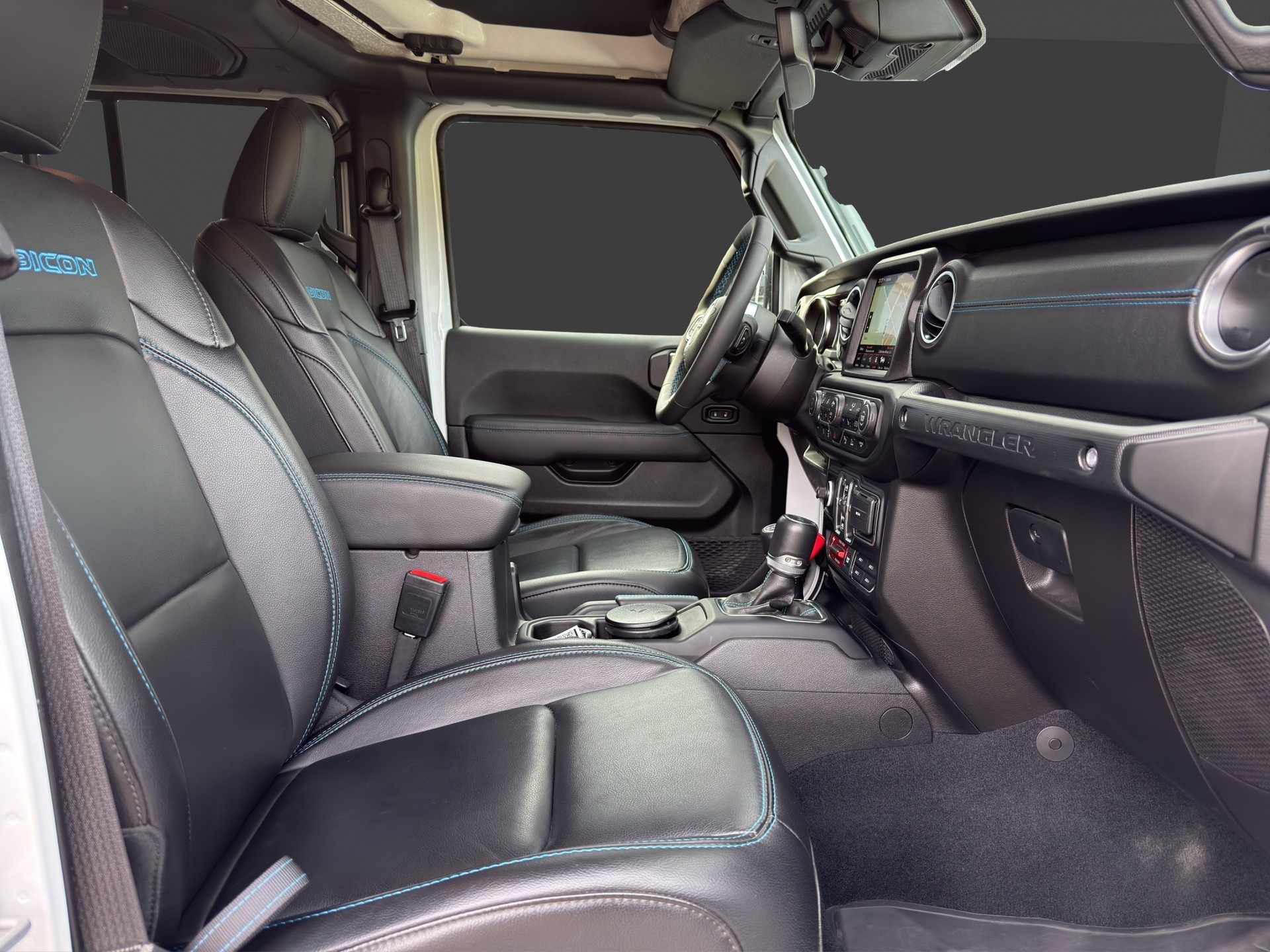 JEEP Wrangler 2.0 PHEV Unlimited Rubicon Automatic Soft Top-image-13