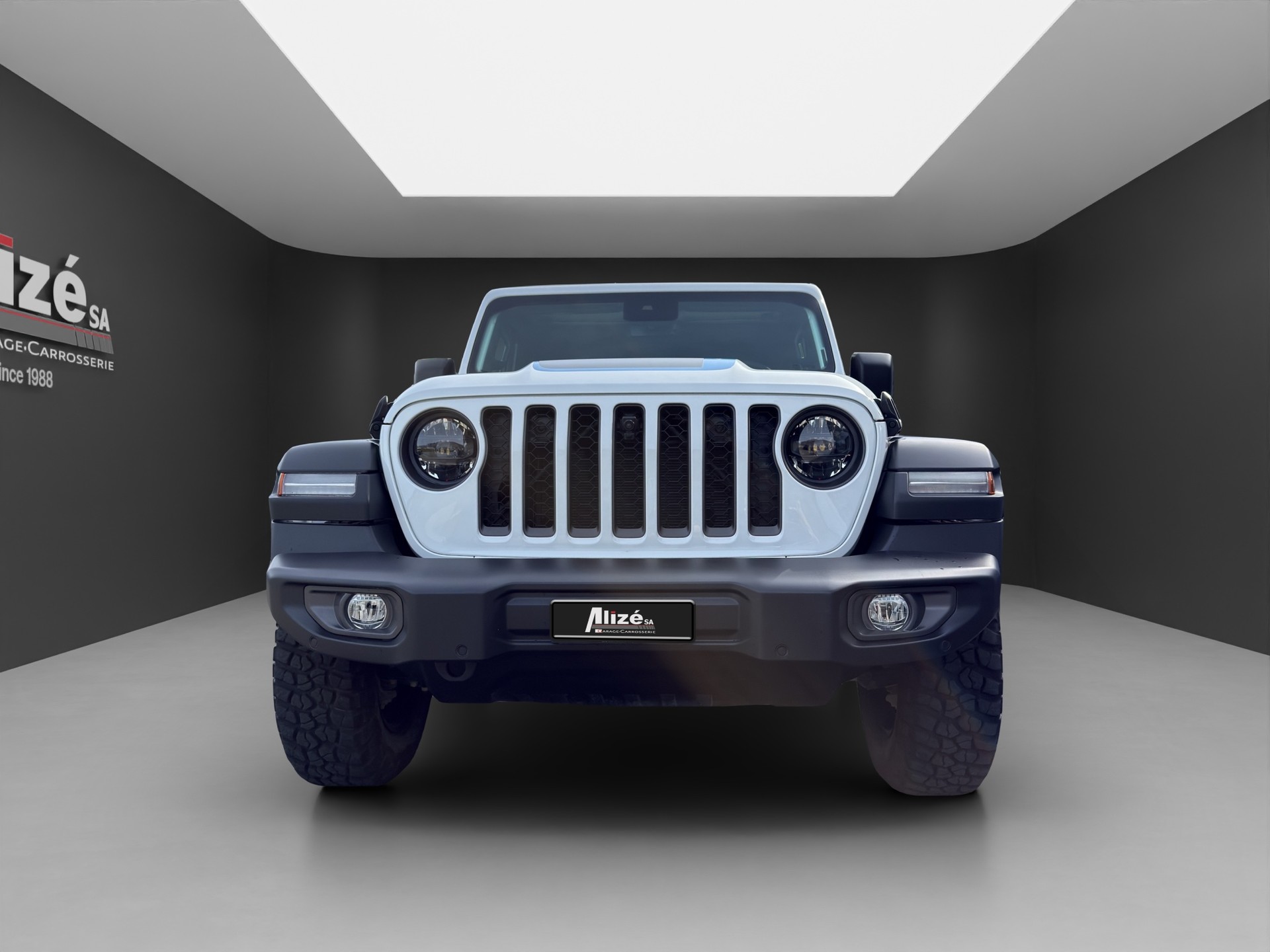 JEEP Wrangler 2.0 PHEV Unlimited Rubicon Automatic Soft Top-showroom-element-1