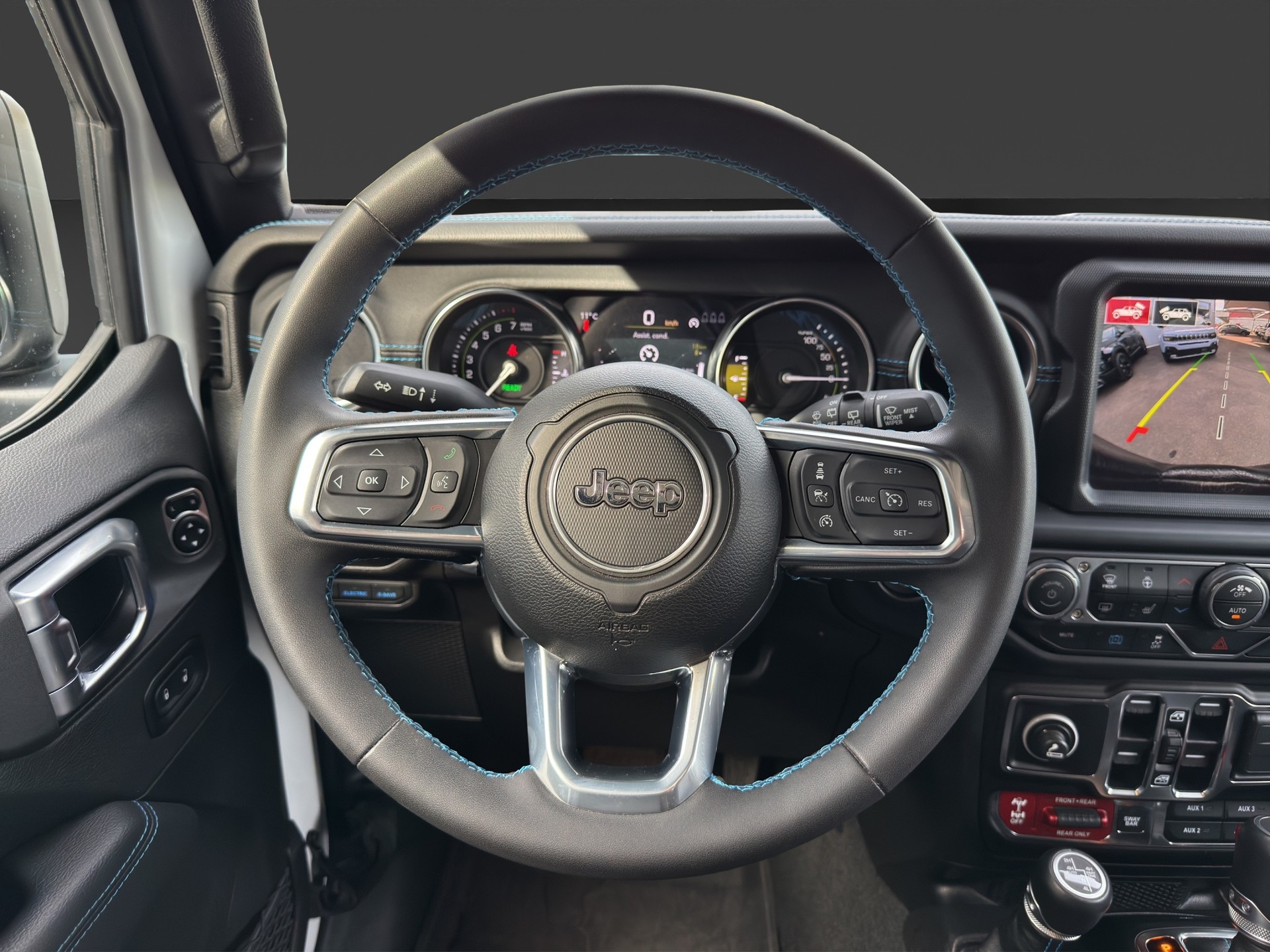 JEEP Wrangler 2.0 PHEV Unlimited Rubicon Automatic Soft Top-image-10