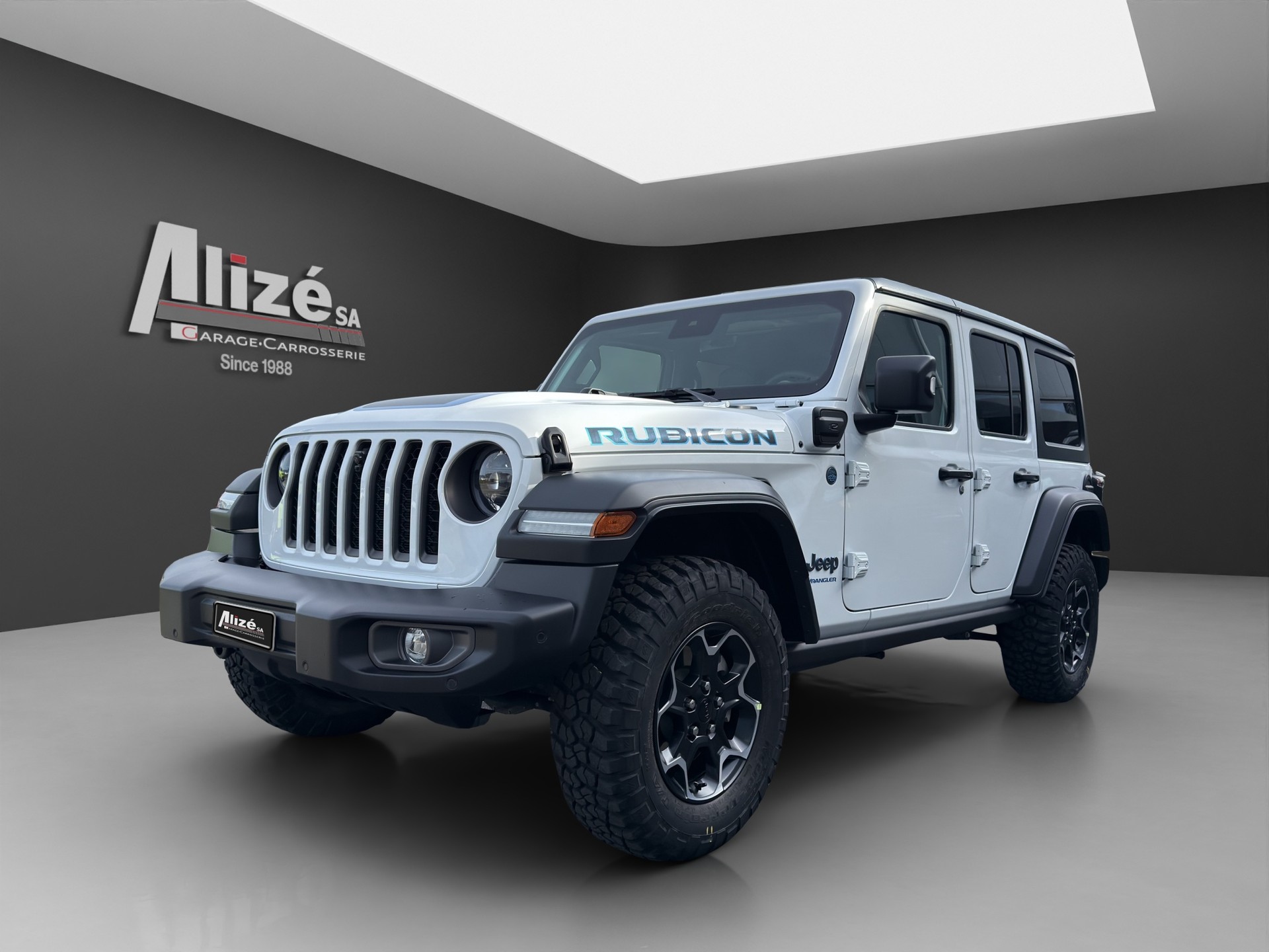 JEEP Wrangler 2.0 PHEV Unlimited Rubicon Automatic Soft Top-showroom-element-2