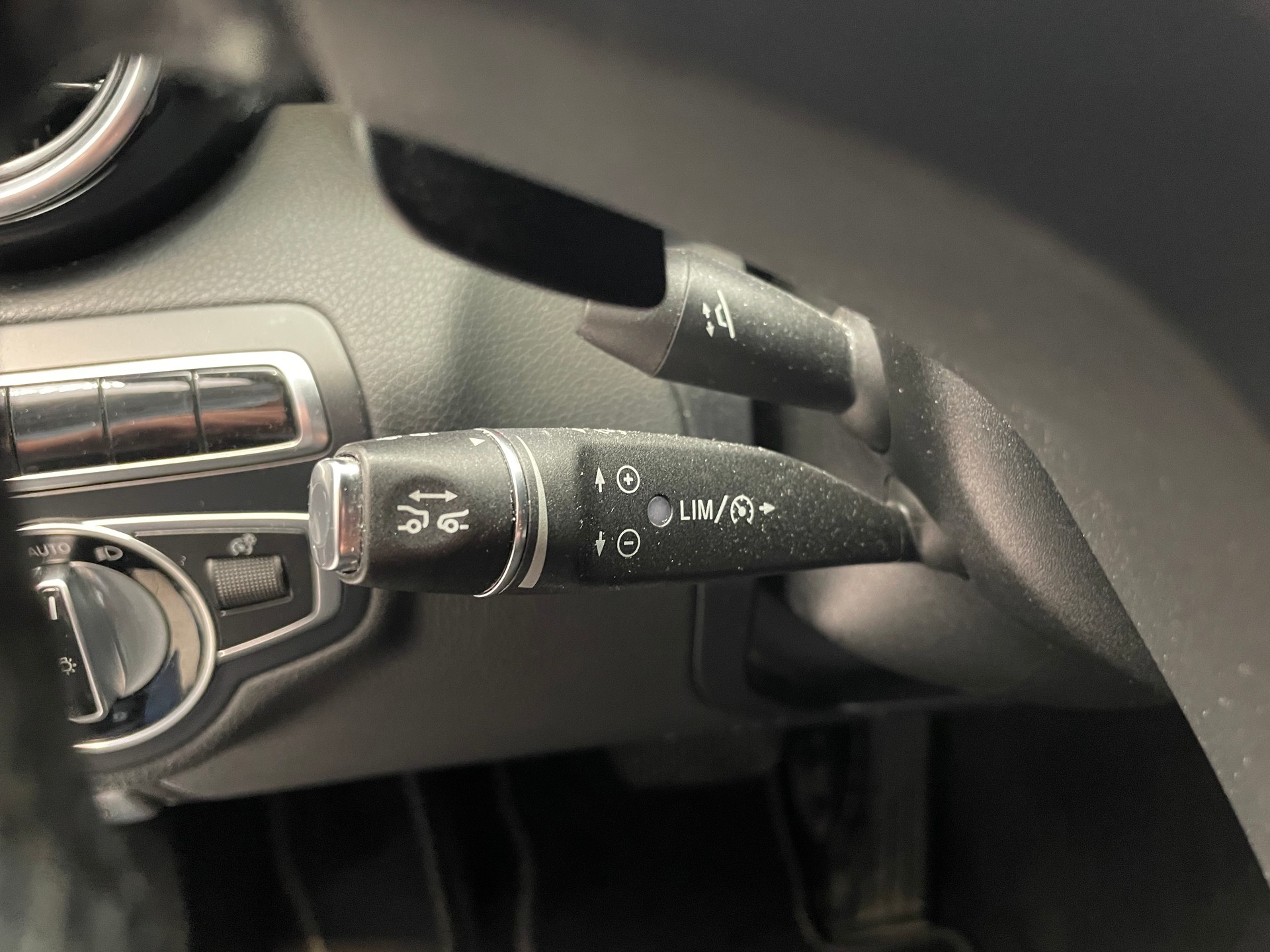 MERCEDES-BENZ C 250 BlueTEC Avantgarde 4Matic 7G-Tronic-image-11