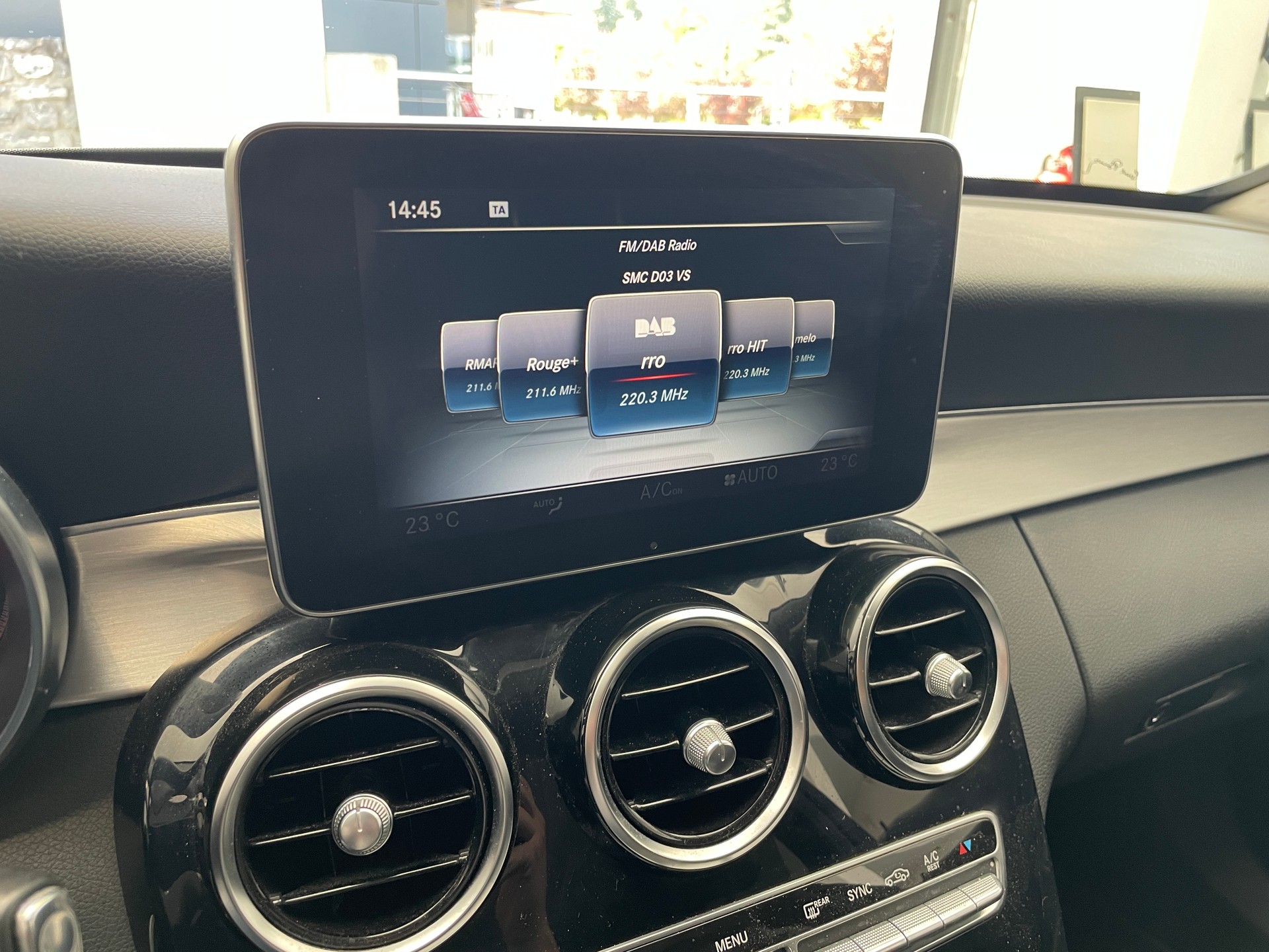 MERCEDES-BENZ C 250 BlueTEC Avantgarde 4Matic 7G-Tronic-image-12