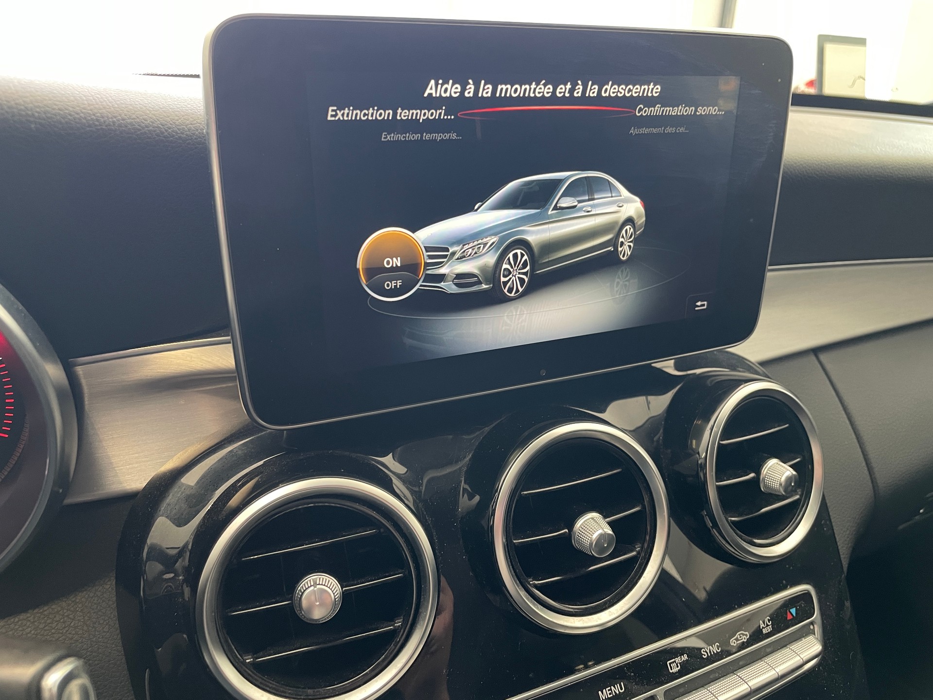 MERCEDES-BENZ C 250 BlueTEC Avantgarde 4Matic 7G-Tronic-image-14