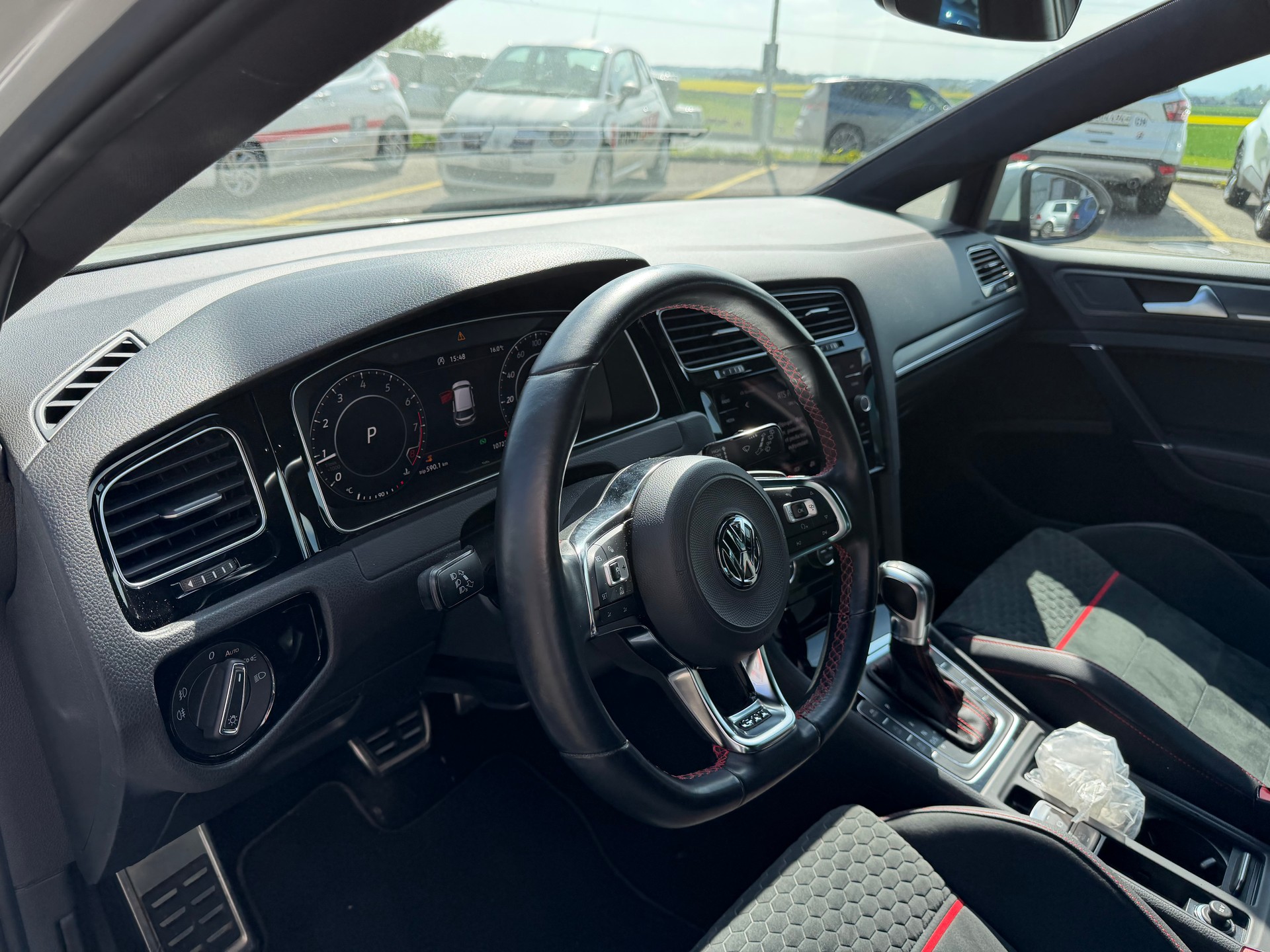 VW Golf 2.0 TSI GTI Performance DSG-image-5