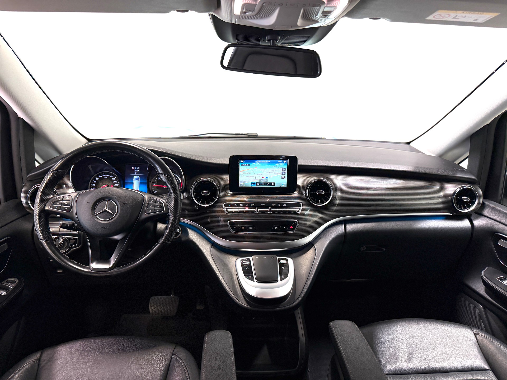 MERCEDES-BENZ V 250 d lang Avantgarde 4Matic G-Tronic-image-8