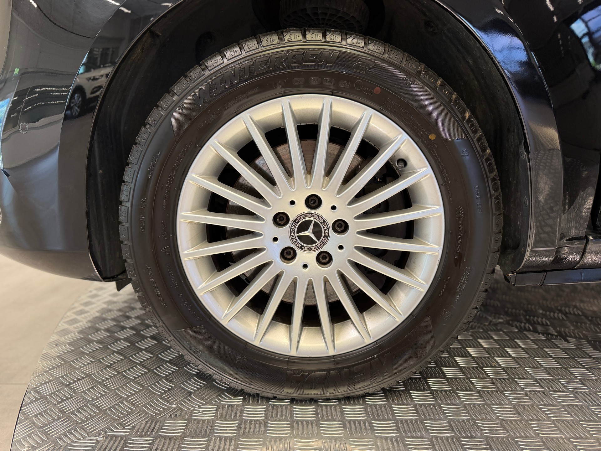 MERCEDES-BENZ V 250 d lang Avantgarde 4Matic G-Tronic-image-15