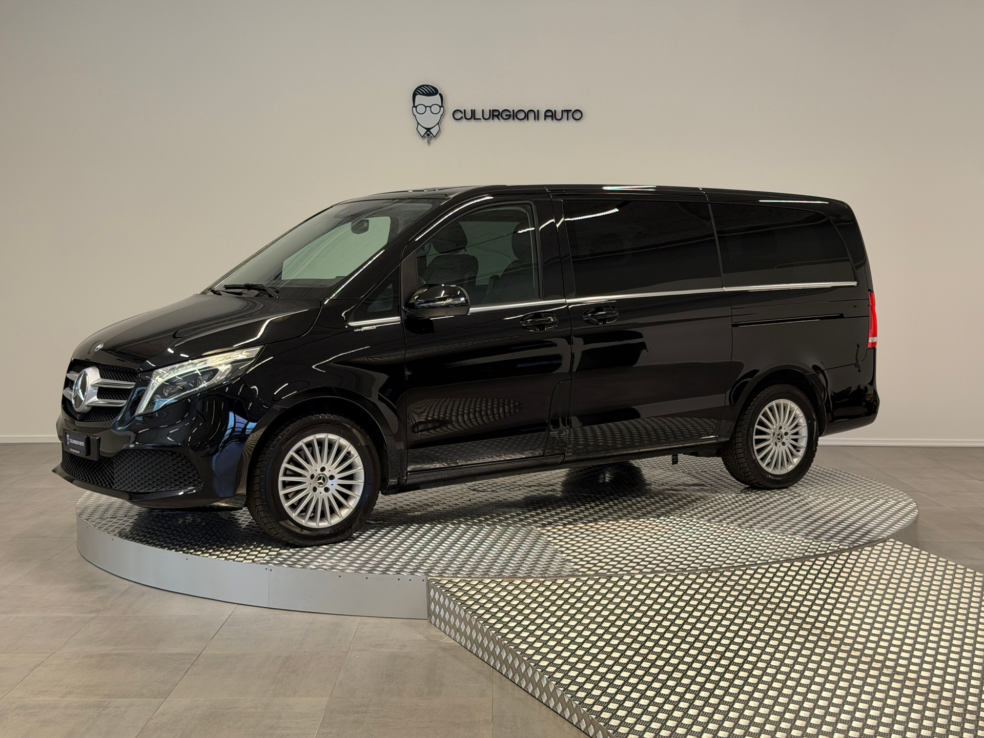 MERCEDES-BENZ V 250 d lang Avantgarde 4Matic G-Tronic