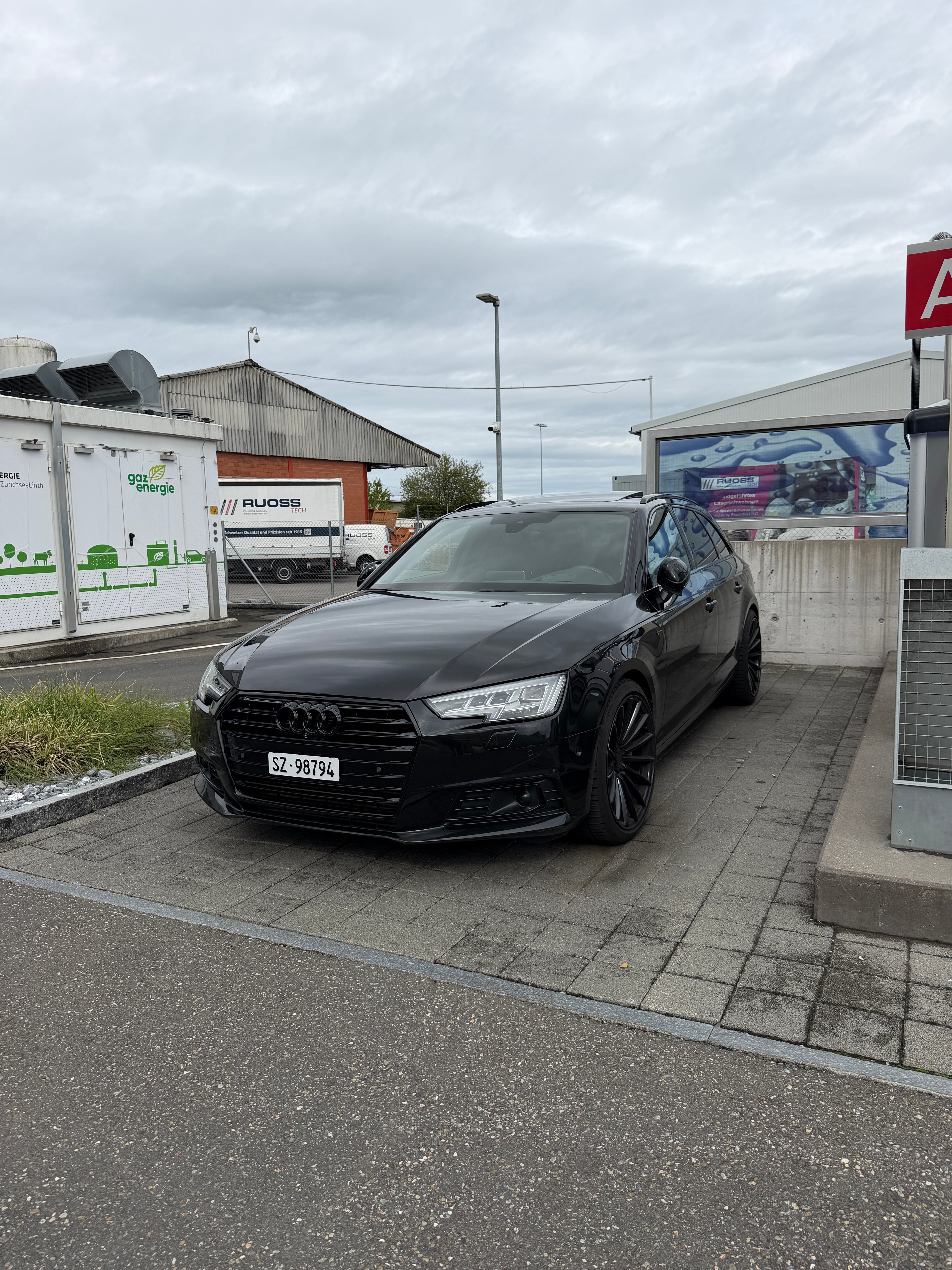 Car photo
