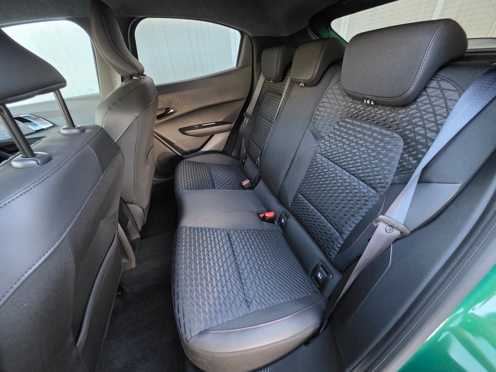 RENAULT Clio 1.2 TCe Techno EDC-image-4