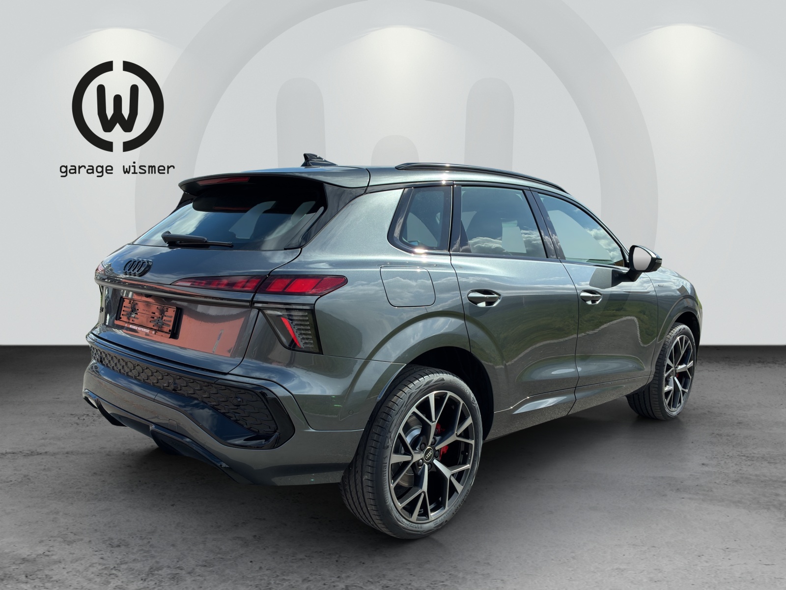 AUDI Q3 SUV e-hybrid 200 kW-image-3