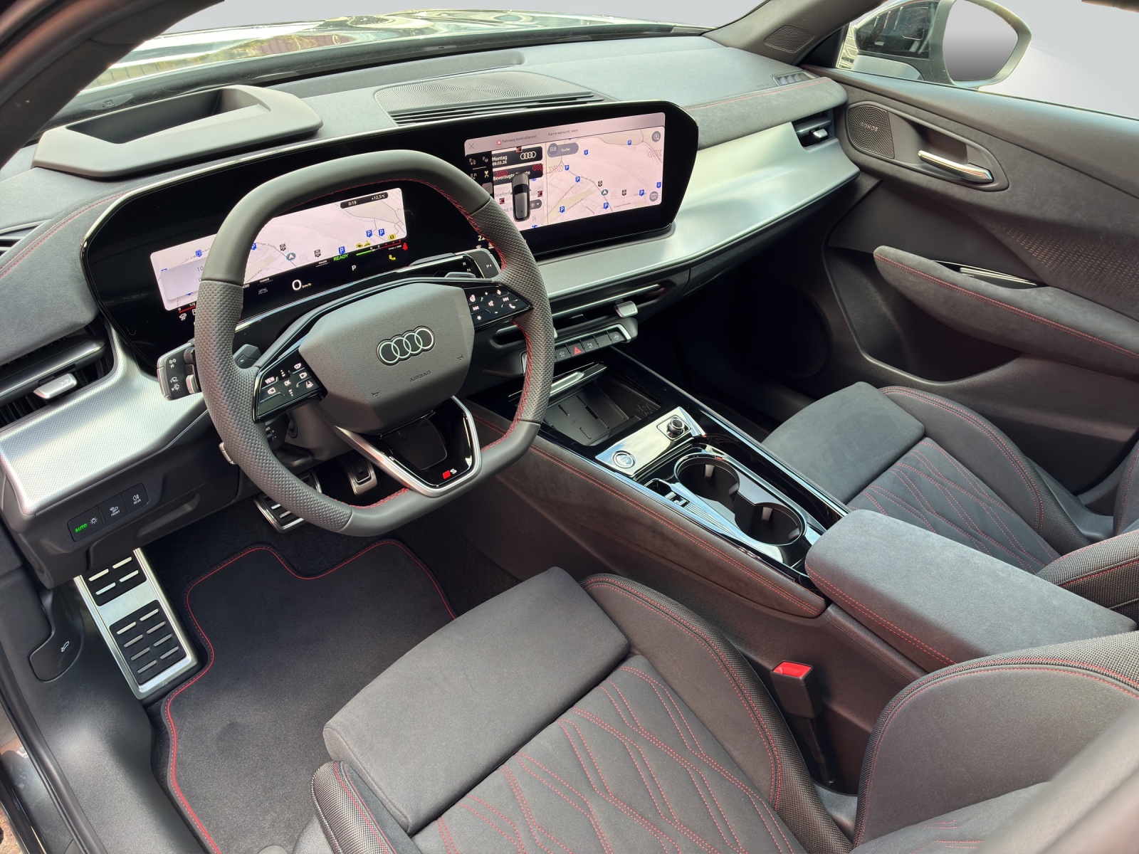 AUDI Q3 SUV e-hybrid 200 kW-image-4