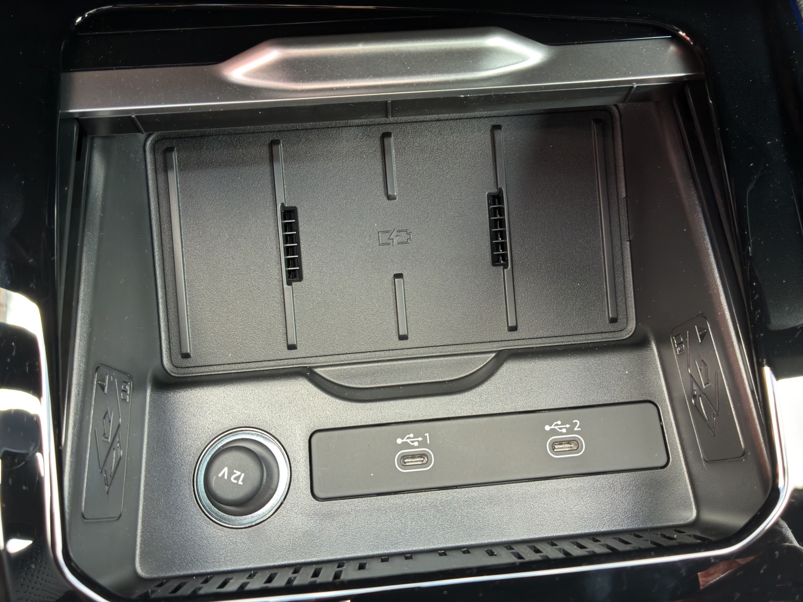 AUDI Q3 SUV e-hybrid 200 kW-image-15