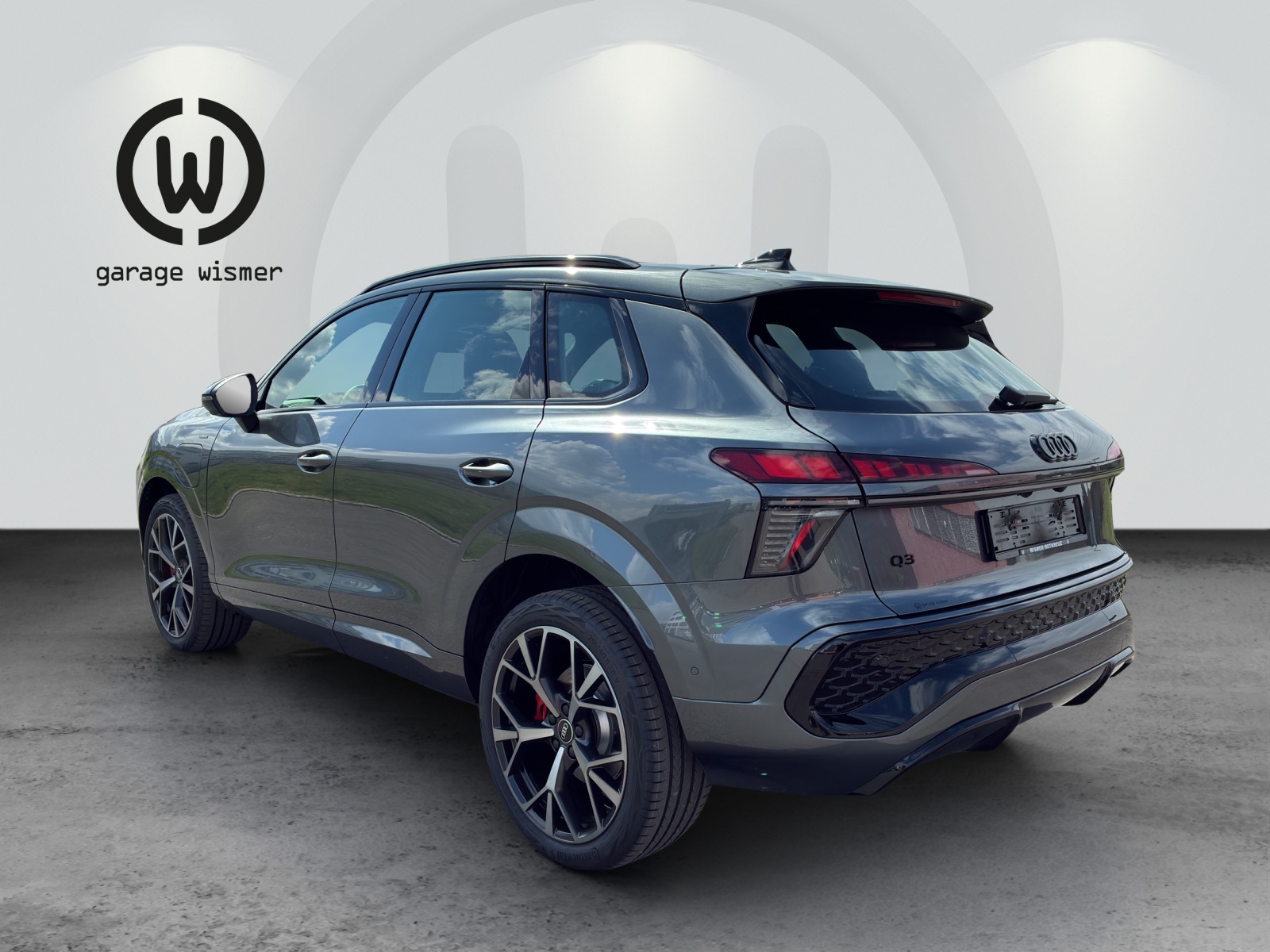 AUDI Q3 SUV e-hybrid 200 kW-image-2